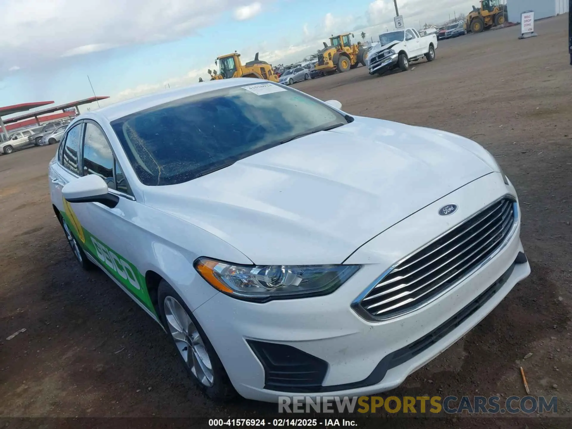 1 fotografías del automóvil dañado 3FA6P0LUXKR210375 FORD FUSION HYBRID 2019