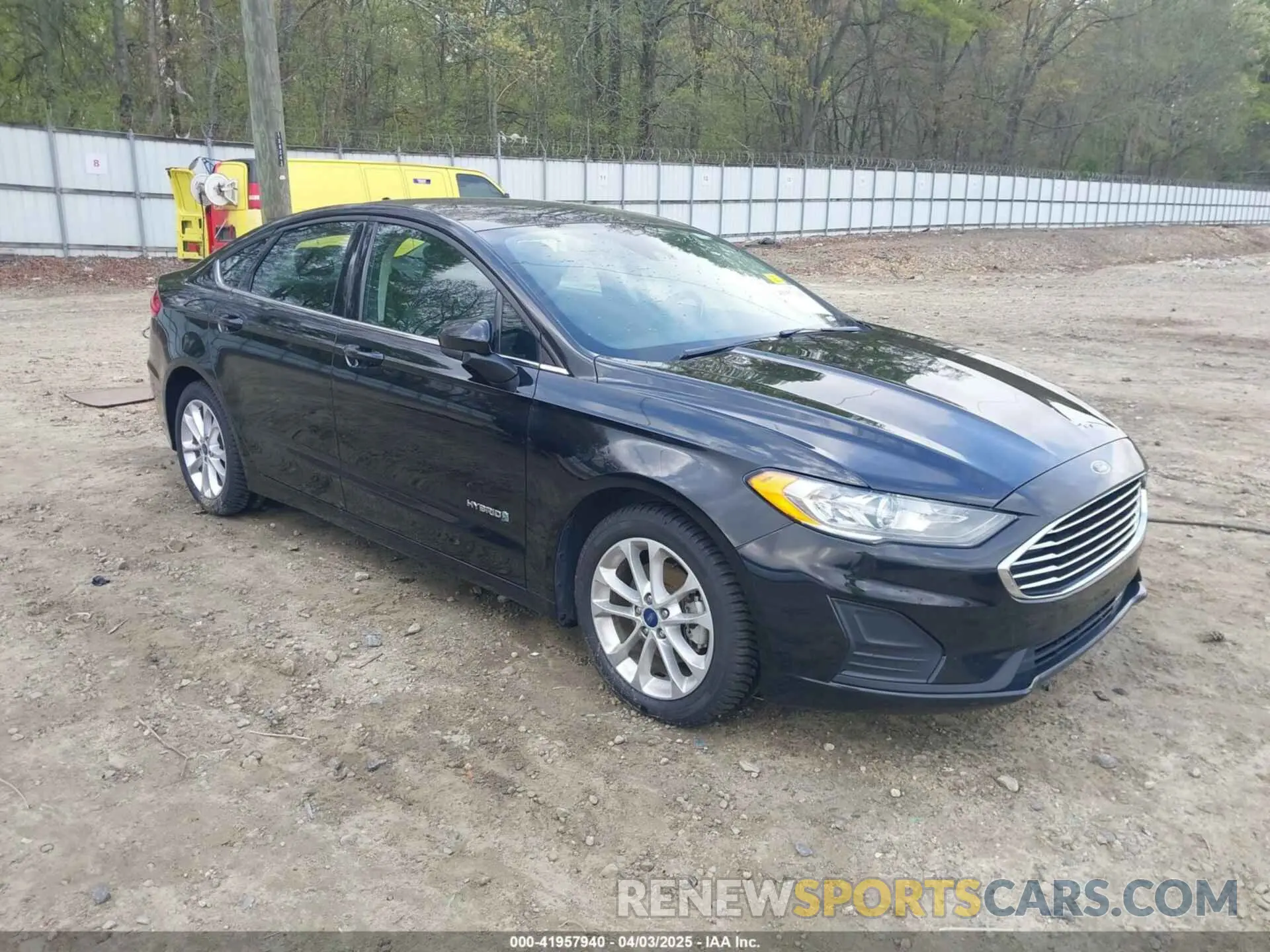 1 fotografías del automóvil dañado 3FA6P0LUXKR243571 FORD FUSION HYBRID 2019