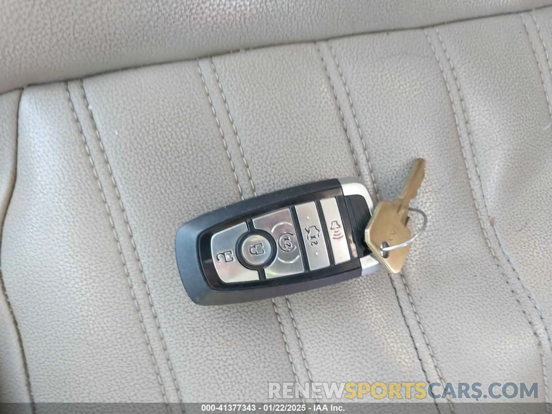 11 fotografías del automóvil dañado 3FA6P0MU1KR257325 FORD FUSION HYBRID 2019