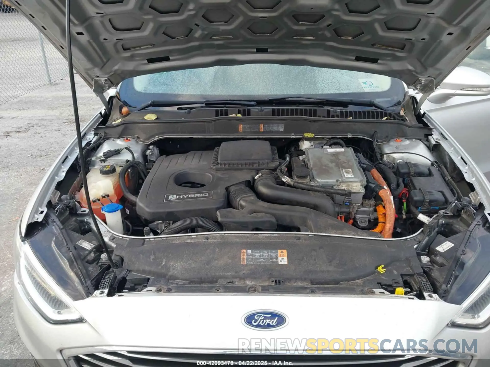 10 fotografías del automóvil dañado 3FA6P0MU3KR136943 FORD FUSION HYBRID 2019