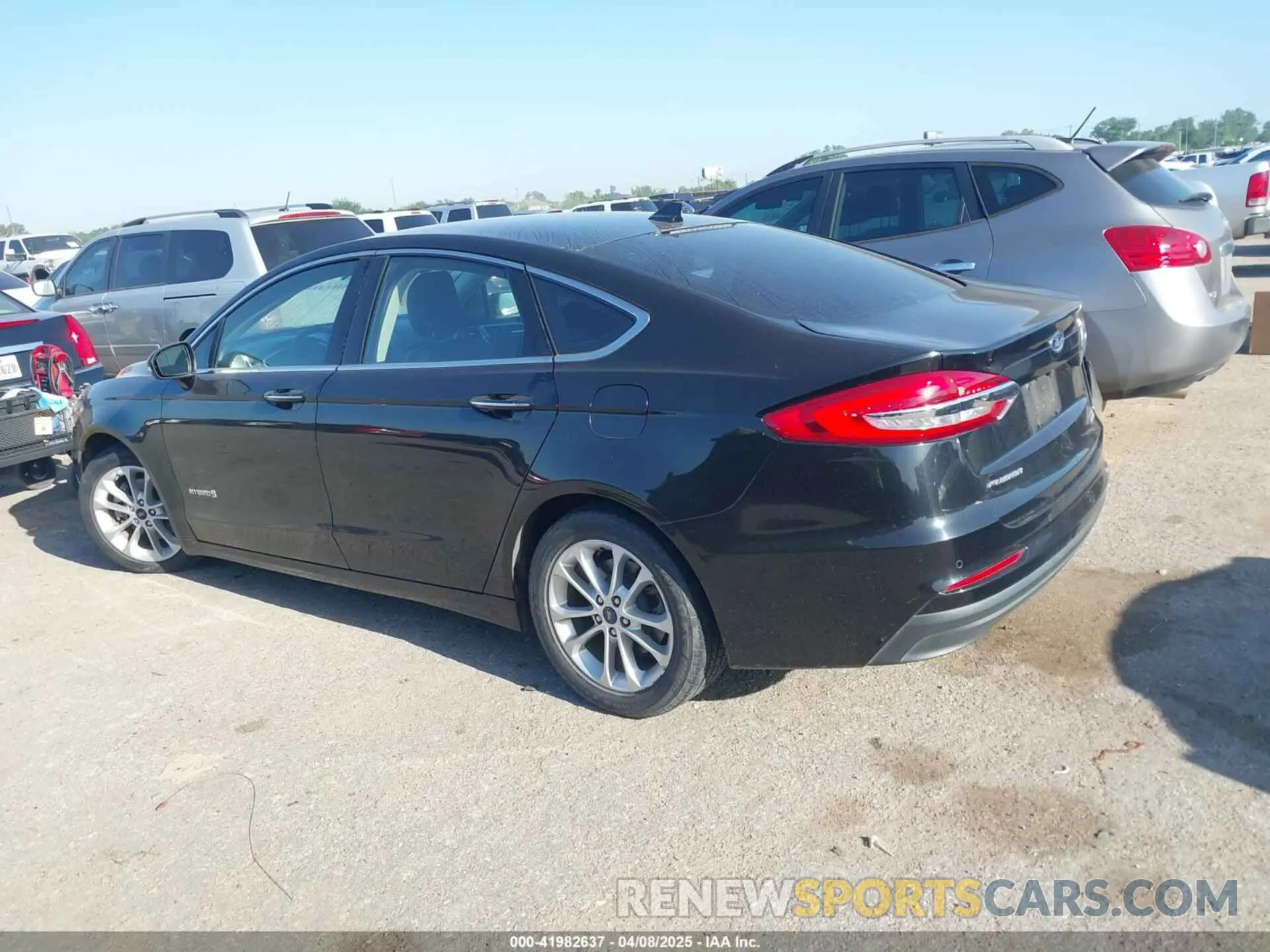 3 fotografías del automóvil dañado 3FA6P0MU5KR203851 FORD FUSION HYBRID 2019