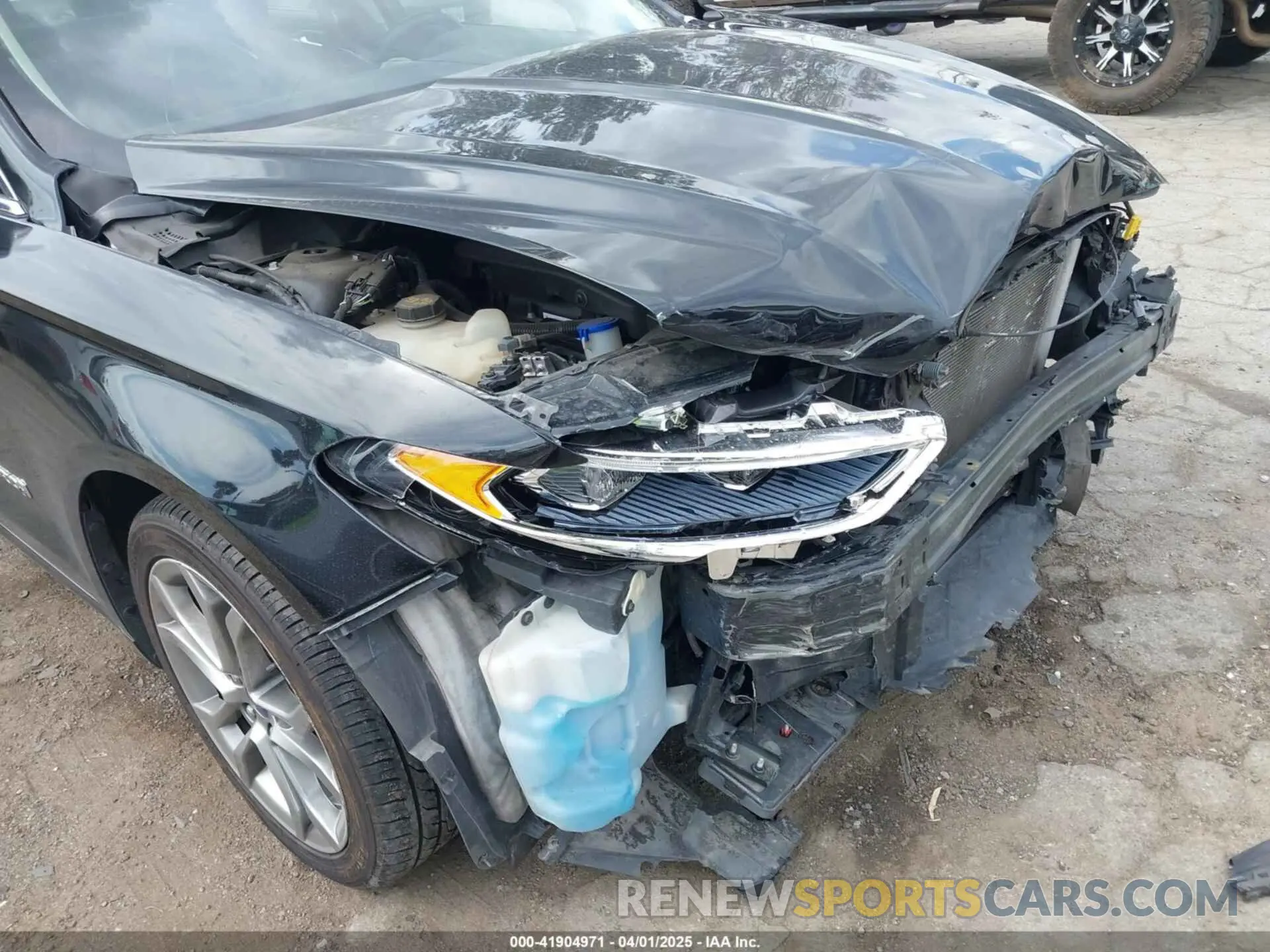 18 fotografías del automóvil dañado 3FA6P0RU0KR116903 FORD FUSION HYBRID 2019