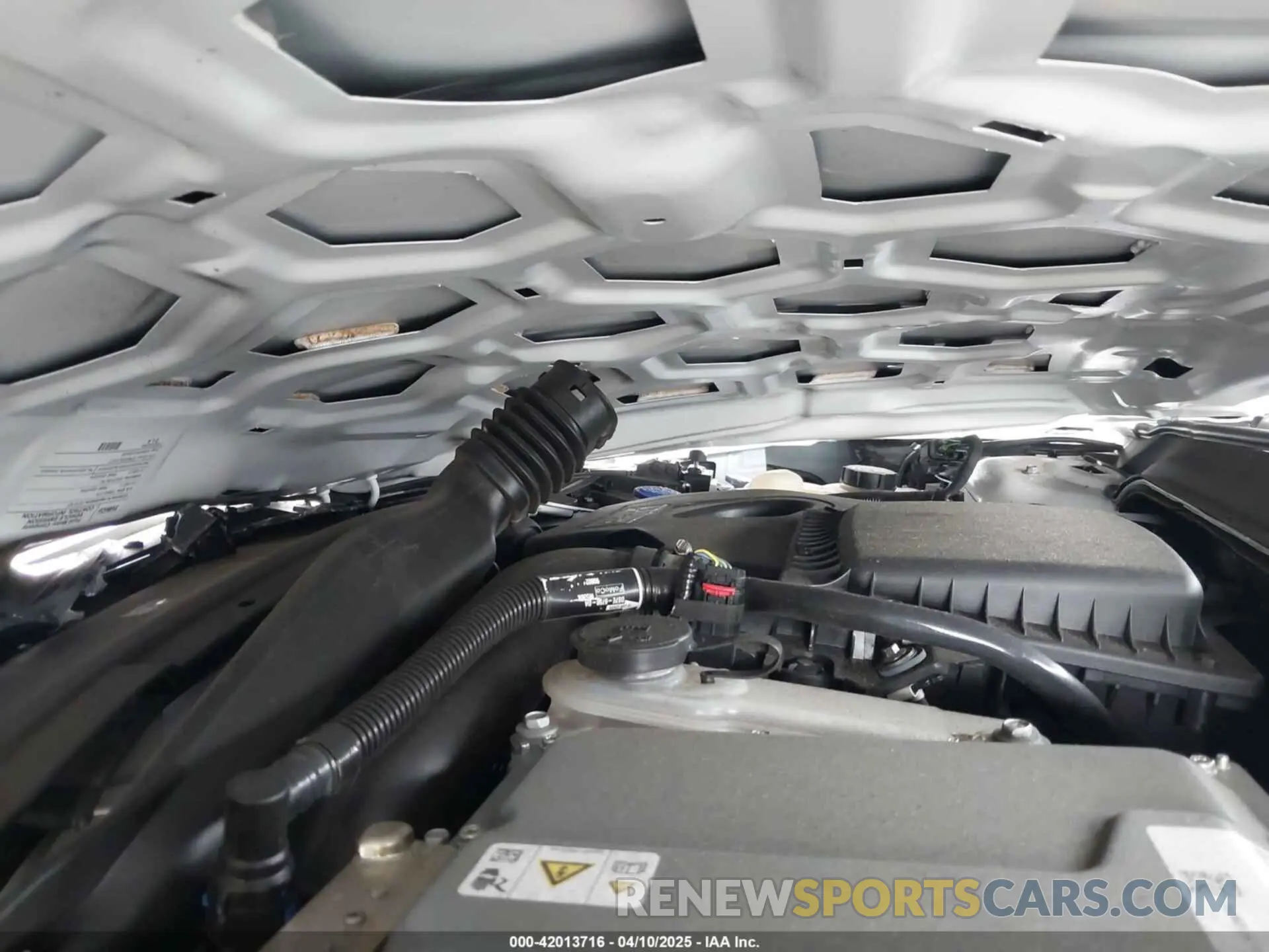 10 fotografías del automóvil dañado 3FA6P0RU0KR227368 FORD FUSION HYBRID 2019