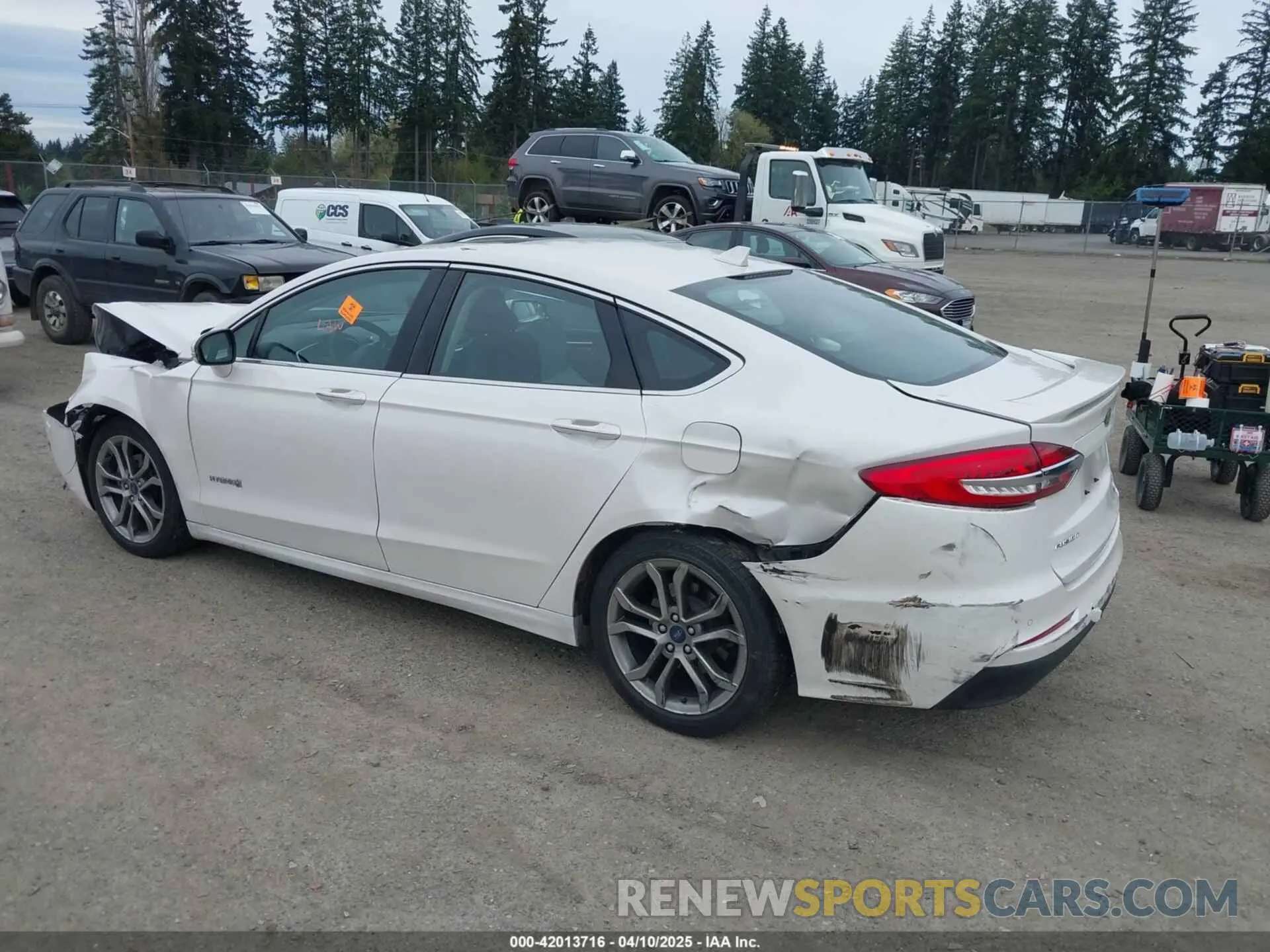 3 fotografías del automóvil dañado 3FA6P0RU0KR227368 FORD FUSION HYBRID 2019