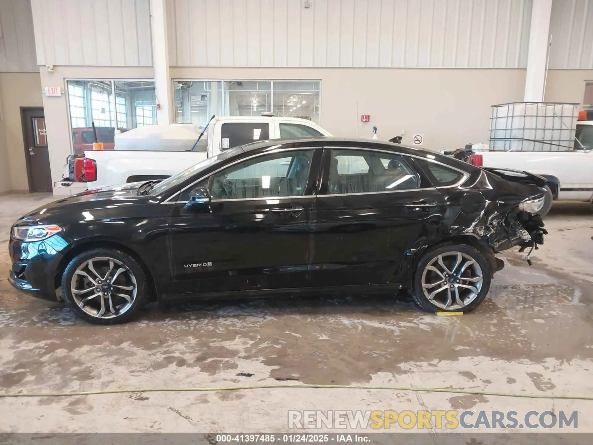 14 fotografías del automóvil dañado 3FA6P0RU1KR138120 FORD FUSION HYBRID 2019