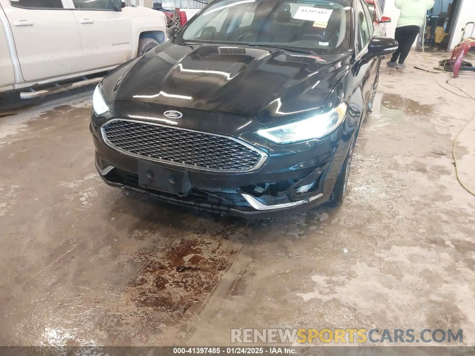 19 fotografías del automóvil dañado 3FA6P0RU1KR138120 FORD FUSION HYBRID 2019