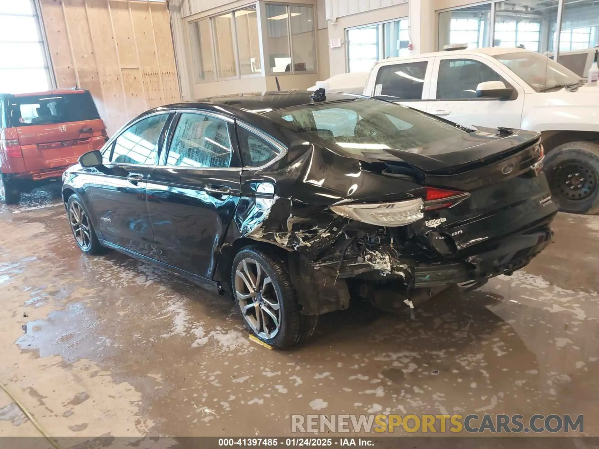 3 fotografías del automóvil dañado 3FA6P0RU1KR138120 FORD FUSION HYBRID 2019