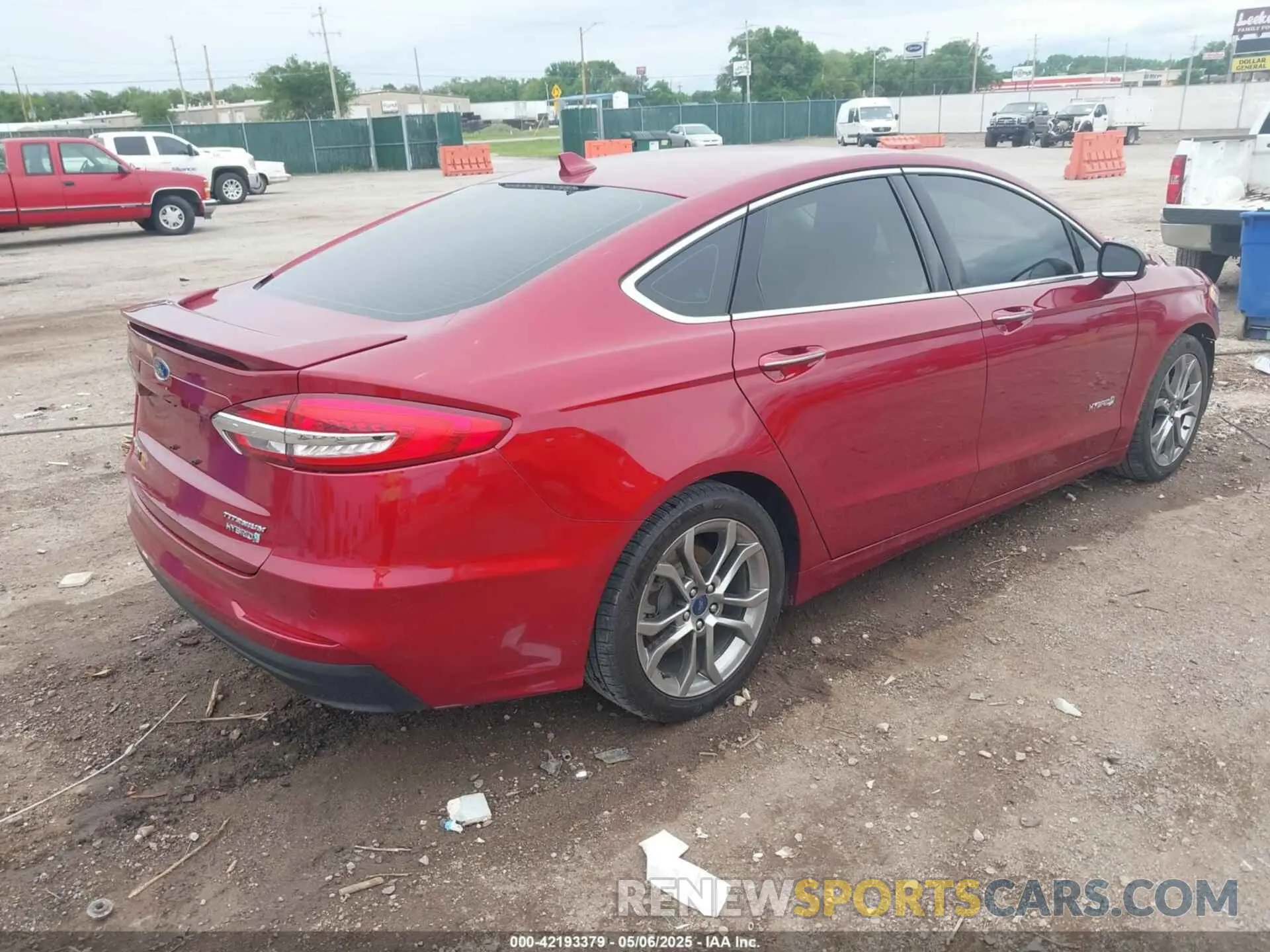 4 fotografías del automóvil dañado 3FA6P0RU2KR190369 FORD FUSION HYBRID 2019