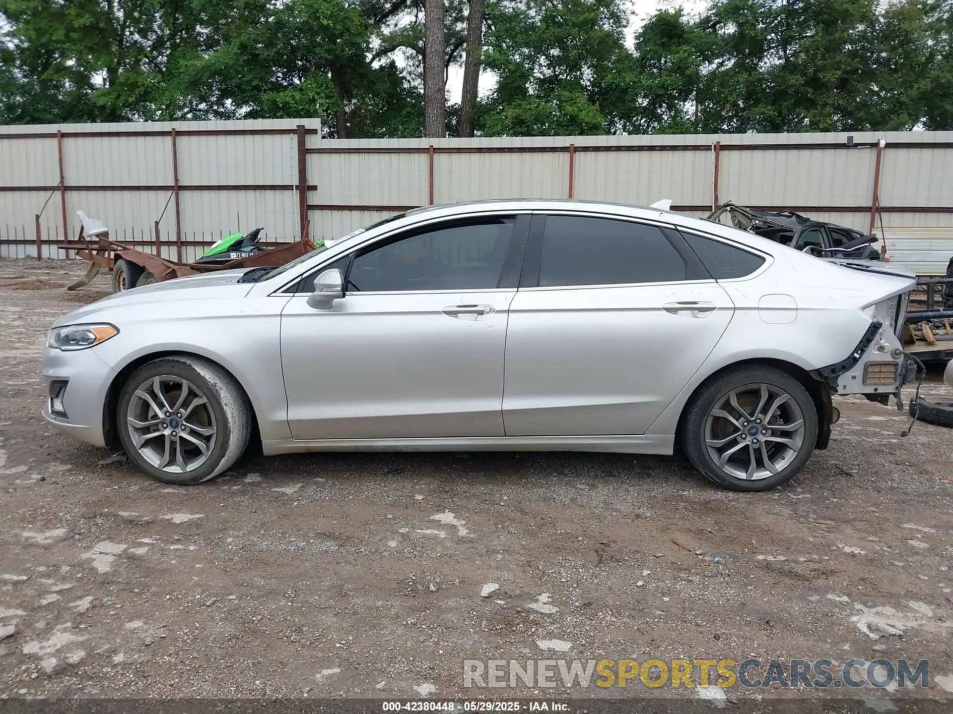 15 fotografías del automóvil dañado 3FA6P0RU4KR117407 FORD FUSION HYBRID 2019