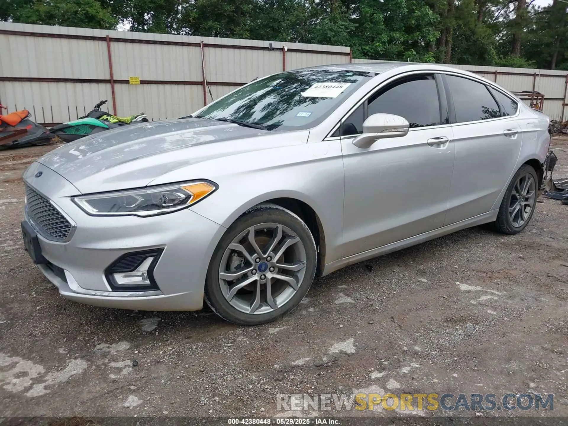 2 fotografías del automóvil dañado 3FA6P0RU4KR117407 FORD FUSION HYBRID 2019