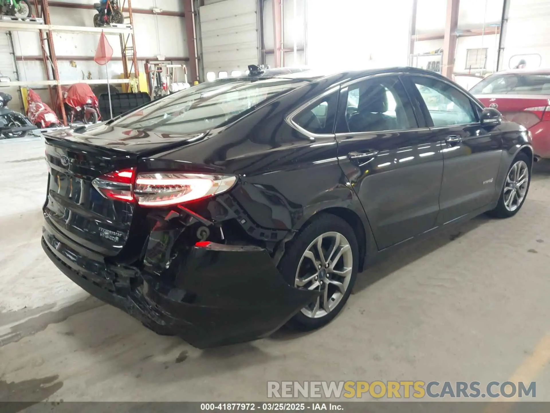 4 fotografías del automóvil dañado 3FA6P0RU7KR217372 FORD FUSION HYBRID 2019