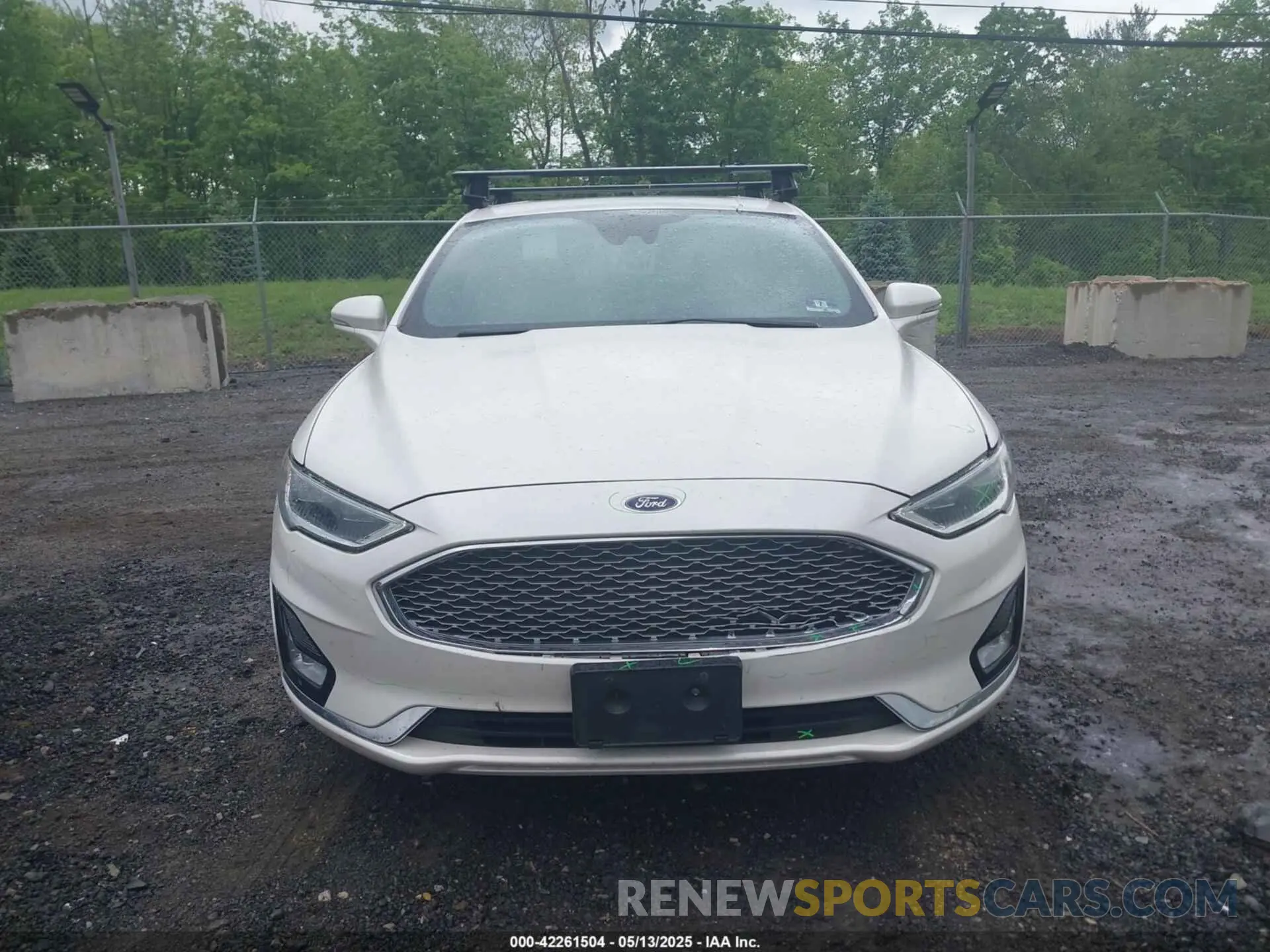 12 fotografías del automóvil dañado 3FA6P0RU8KR208230 FORD FUSION HYBRID 2019