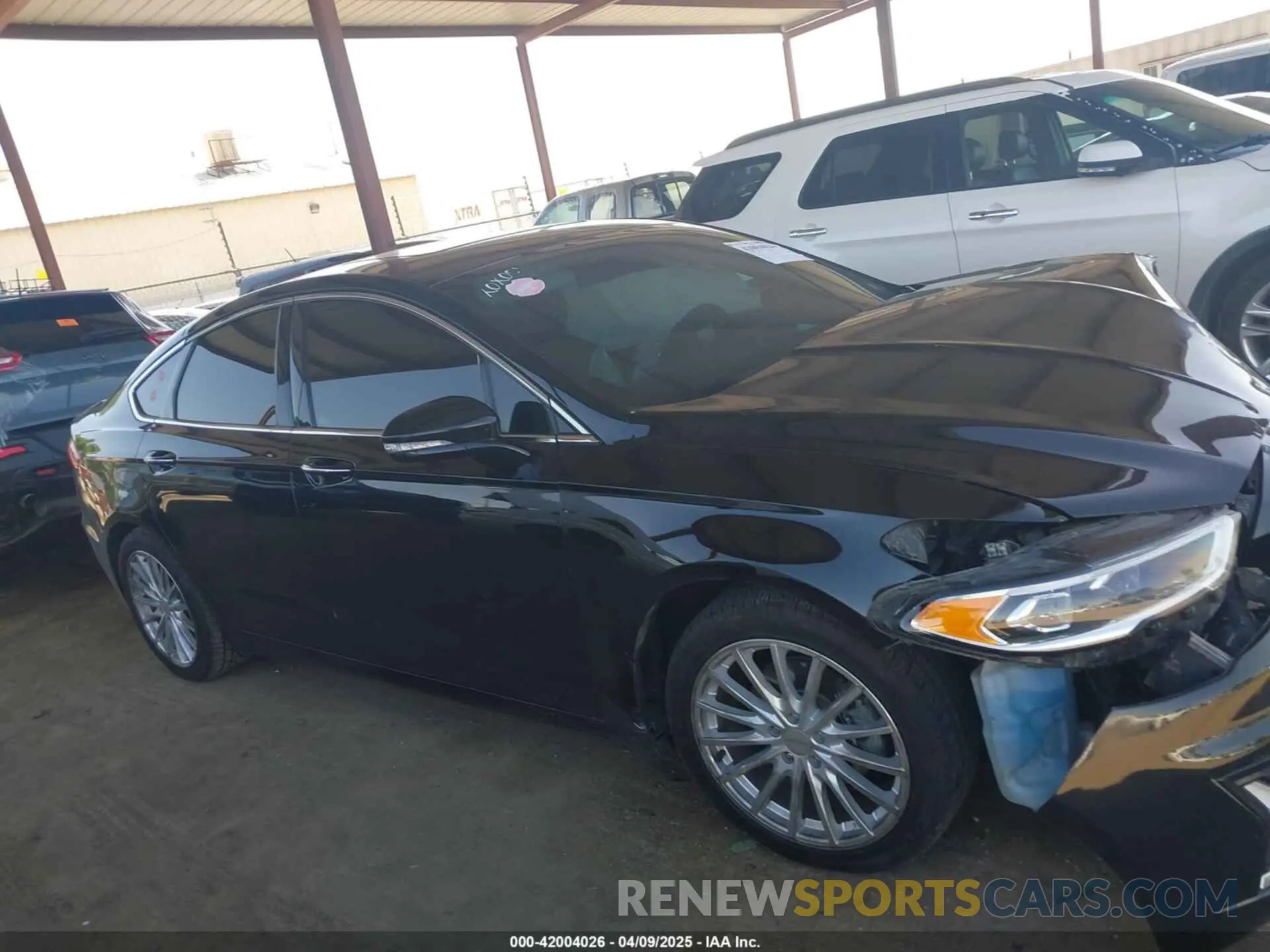 13 fotografías del automóvil dañado 3FA6P0RU8LR141324 FORD FUSION HYBRID 2020