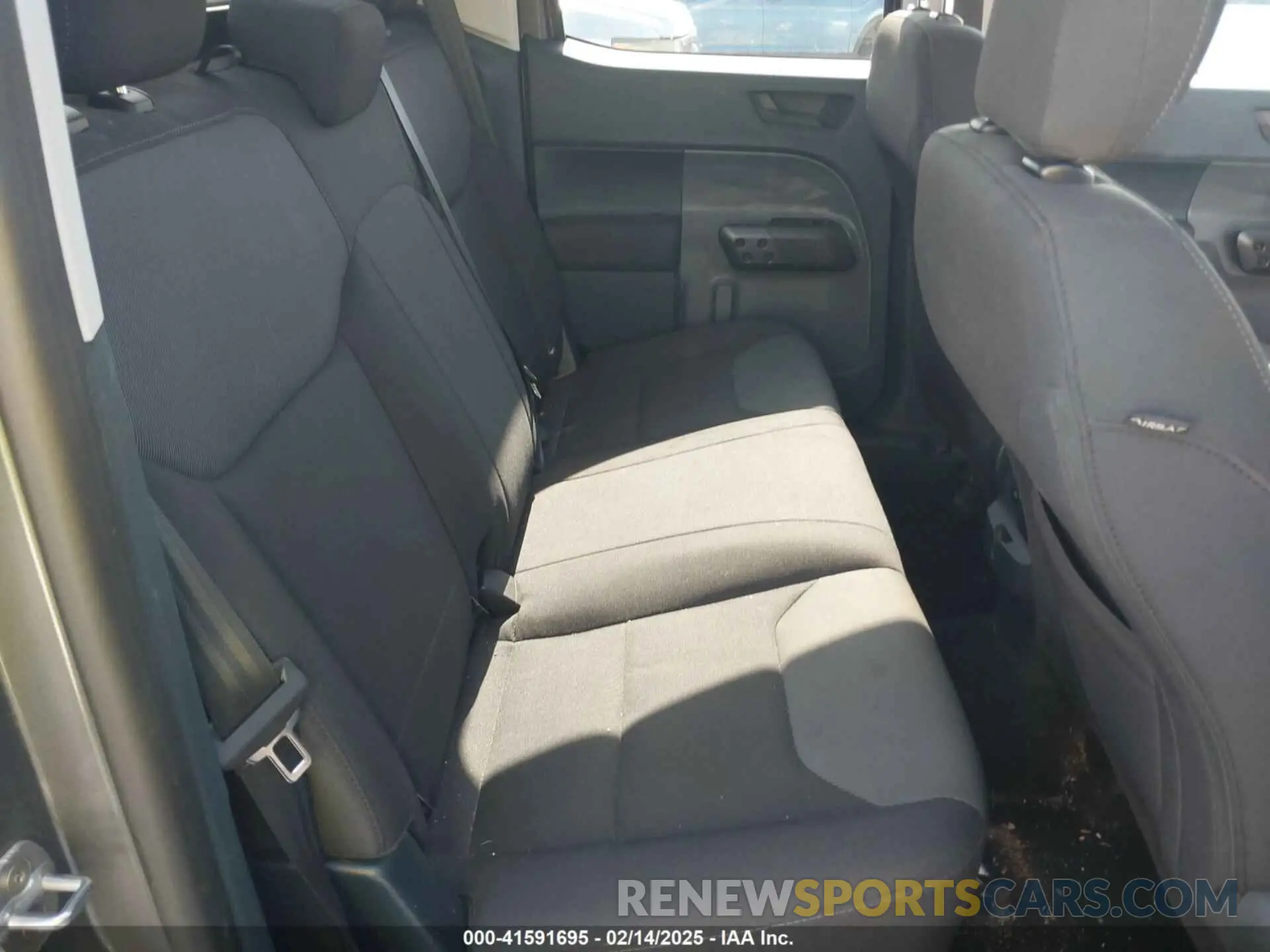 8 fotografías del automóvil dañado 3FTTW8F96NRA13343 FORD MAVERICK 2022