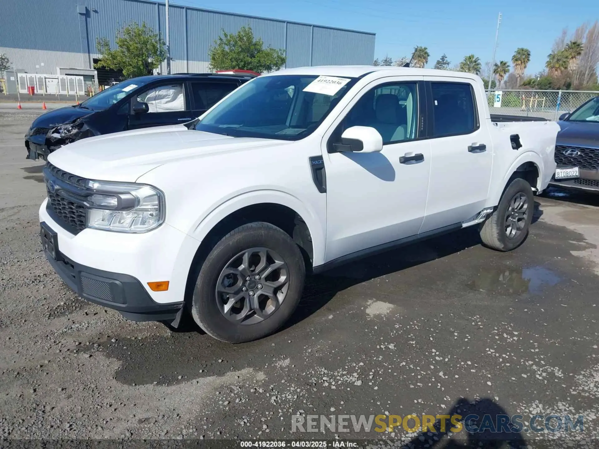 2 fotografías del automóvil dañado 3FTTW8E30PRA10566 FORD MAVERICK 2023