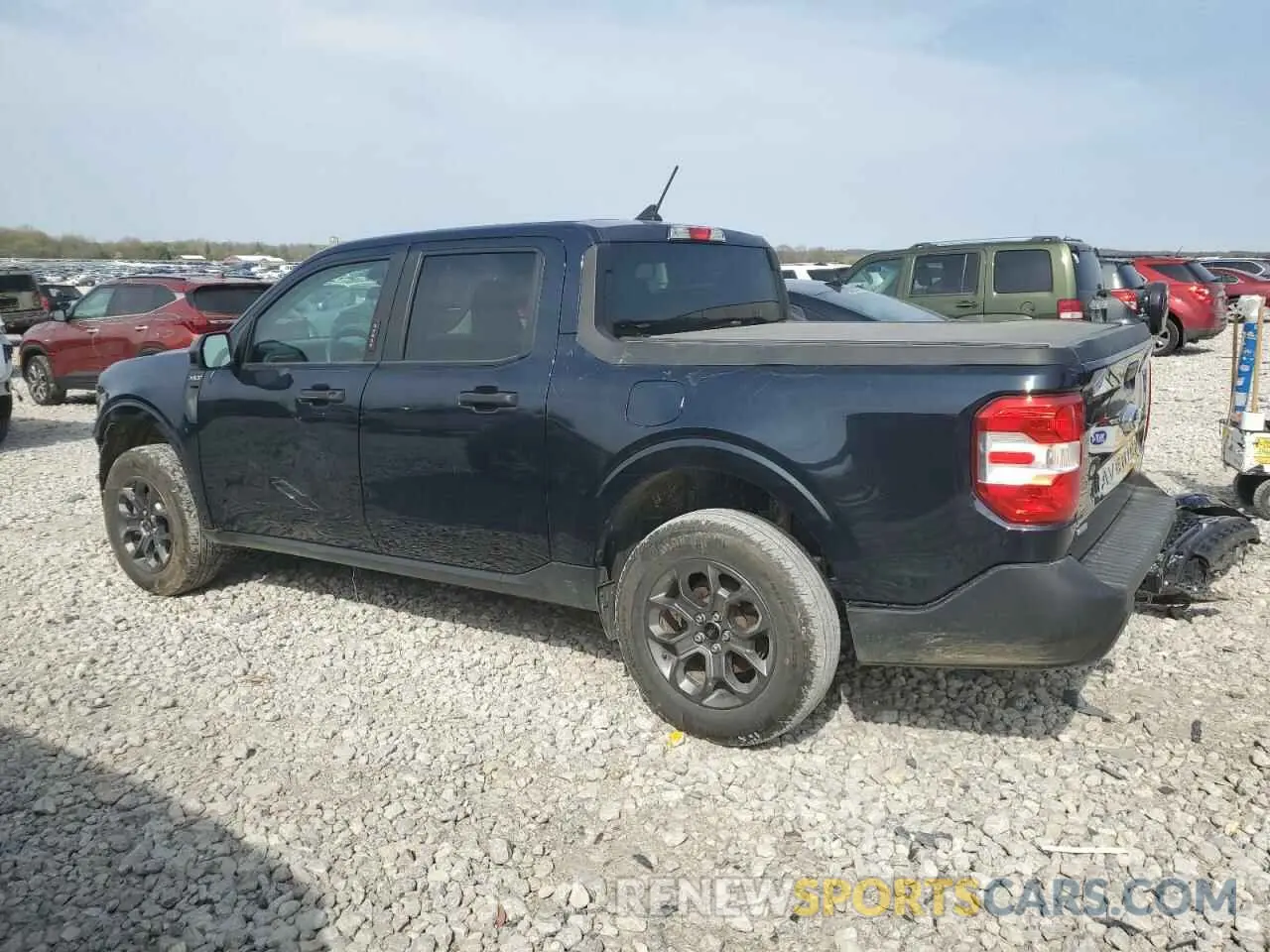 2 fotografías del automóvil dañado 3FTTW8E30PRA55071 FORD MAVERICK 2023