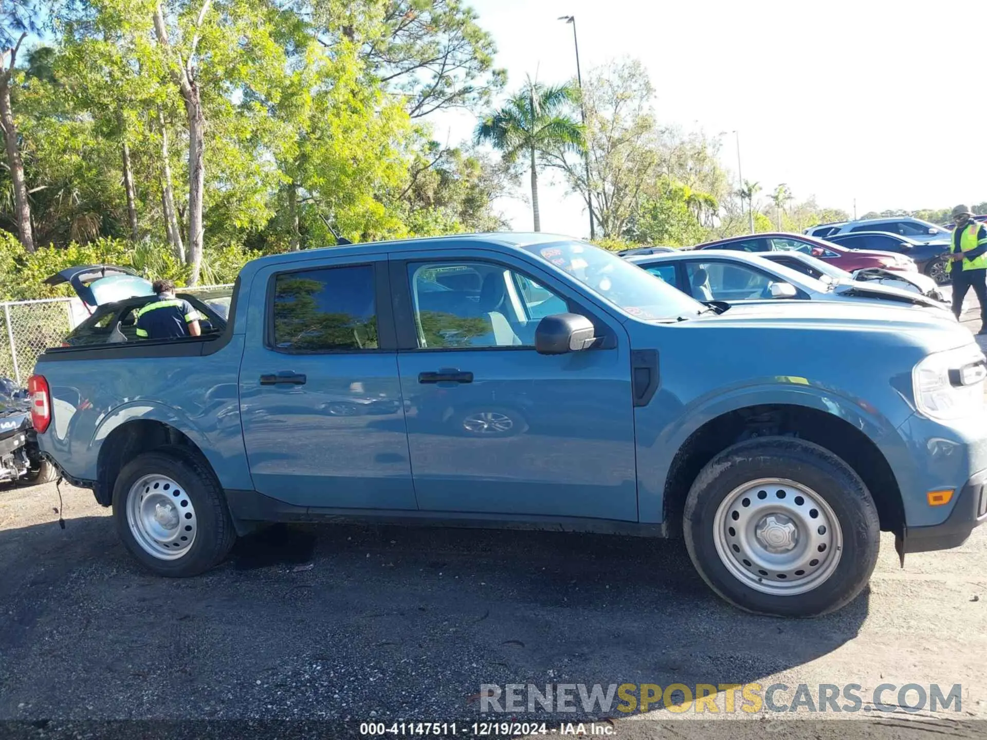 14 fotografías del automóvil dañado 3FTTW8E32PRA56304 FORD MAVERICK 2023