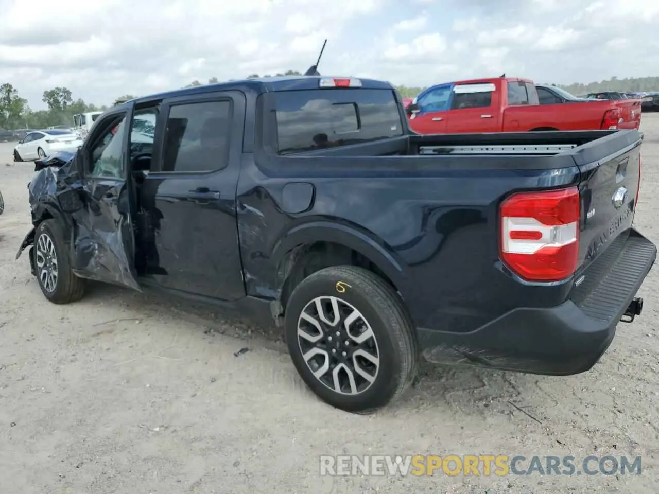 2 fotografías del automóvil dañado 3FTTW8E34PRA29797 FORD MAVERICK 2023