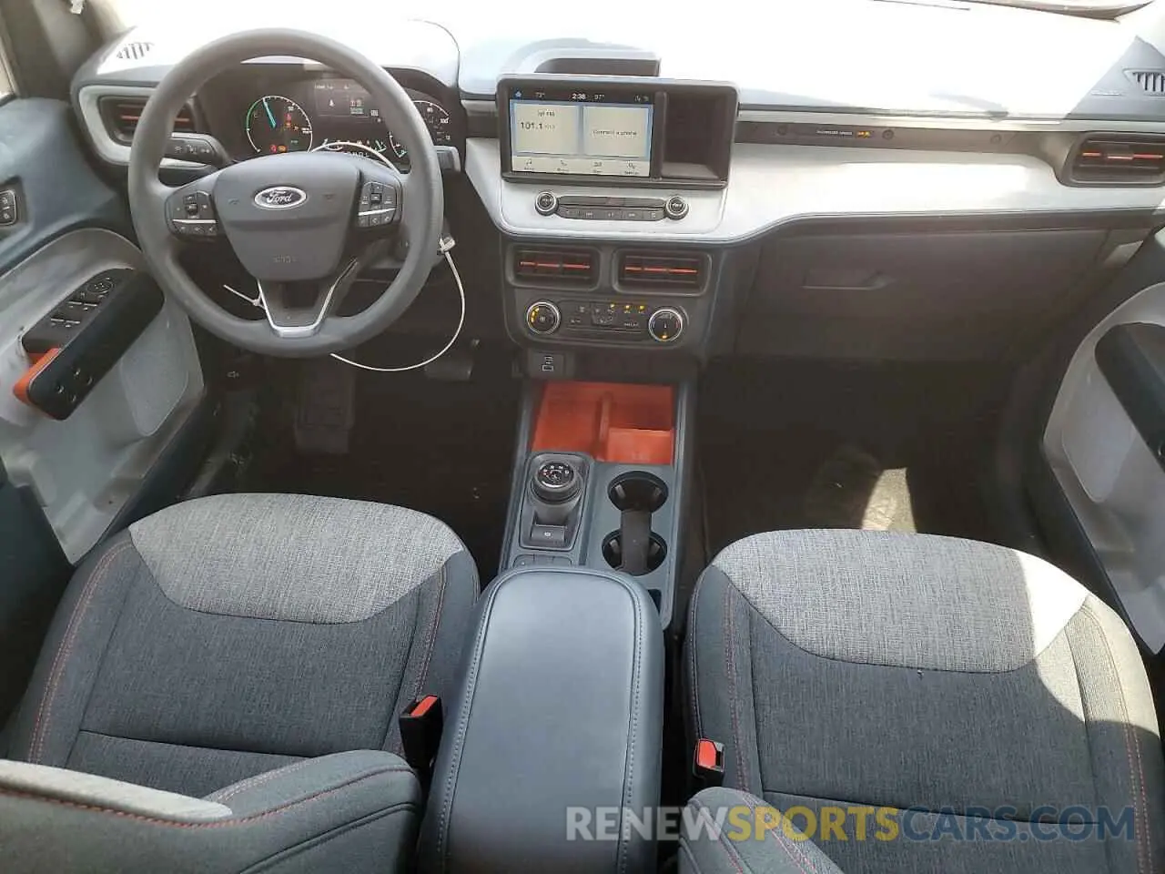8 fotografías del automóvil dañado 3FTTW8E39PRA41542 FORD MAVERICK 2023