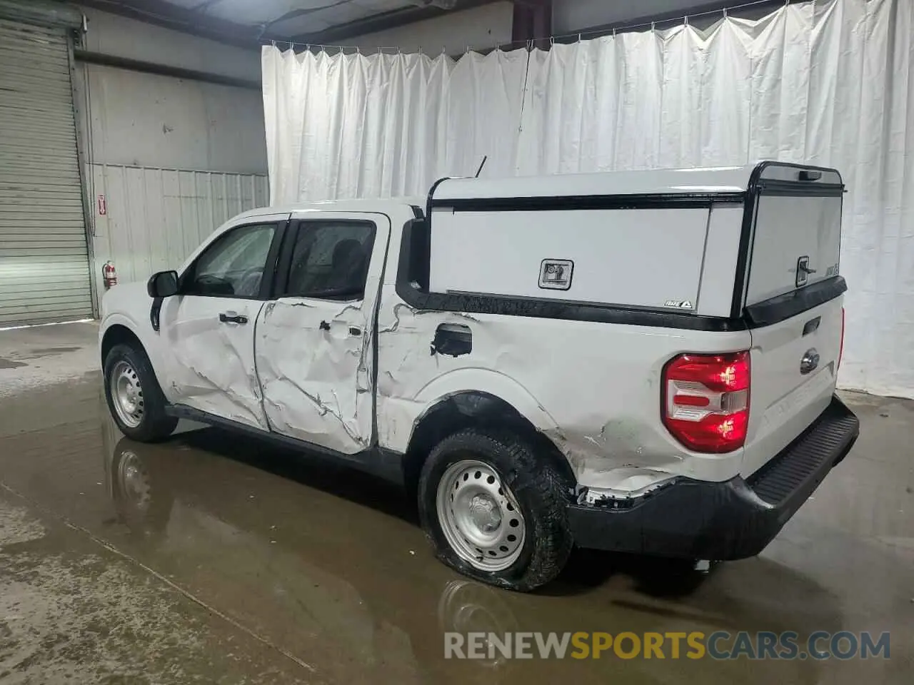 2 fotografías del automóvil dañado 3FTTW8E93PRA12249 FORD MAVERICK 2023