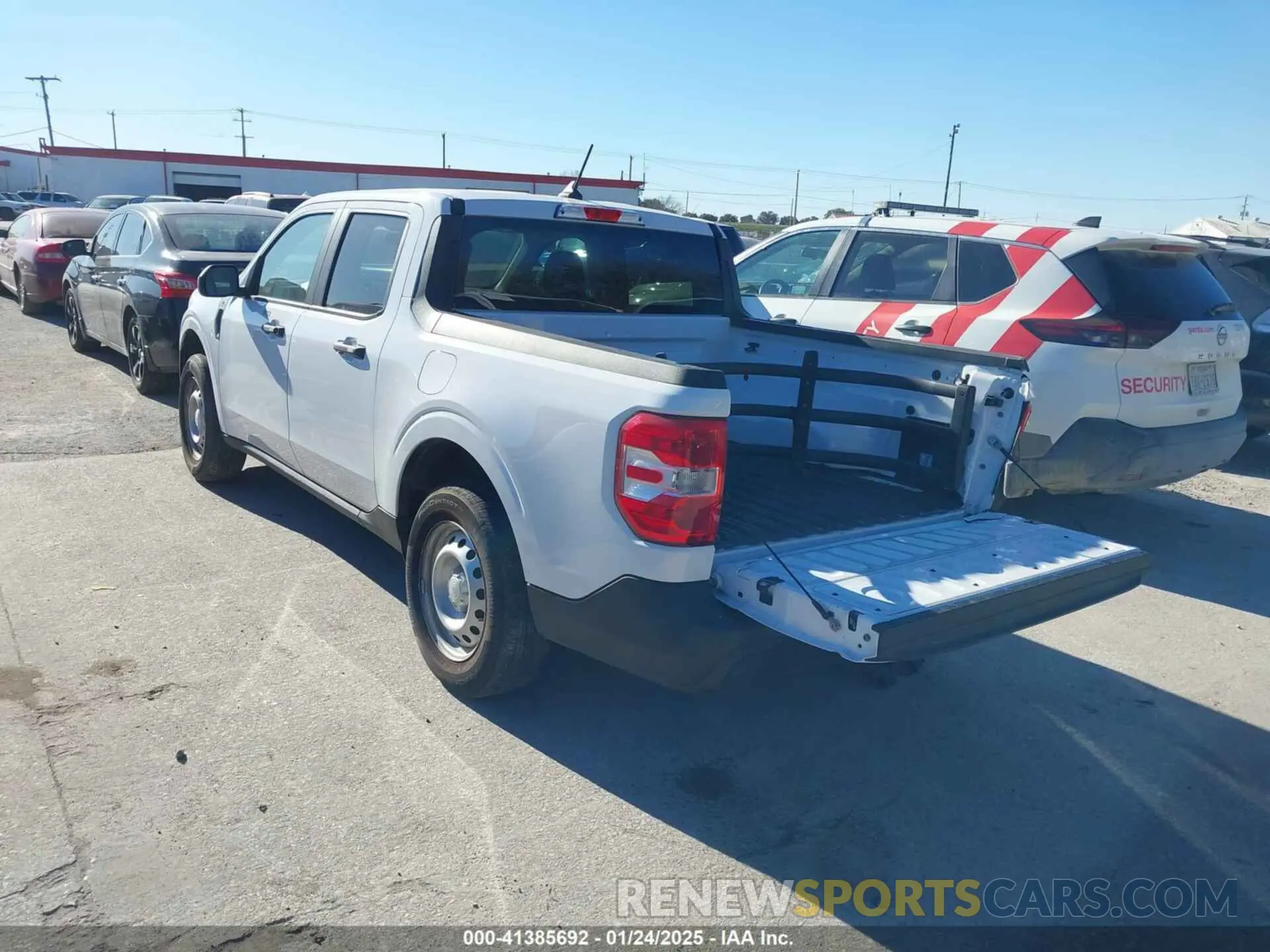 3 fotografías del automóvil dañado 3FTTW8E93PRA50807 FORD MAVERICK 2023