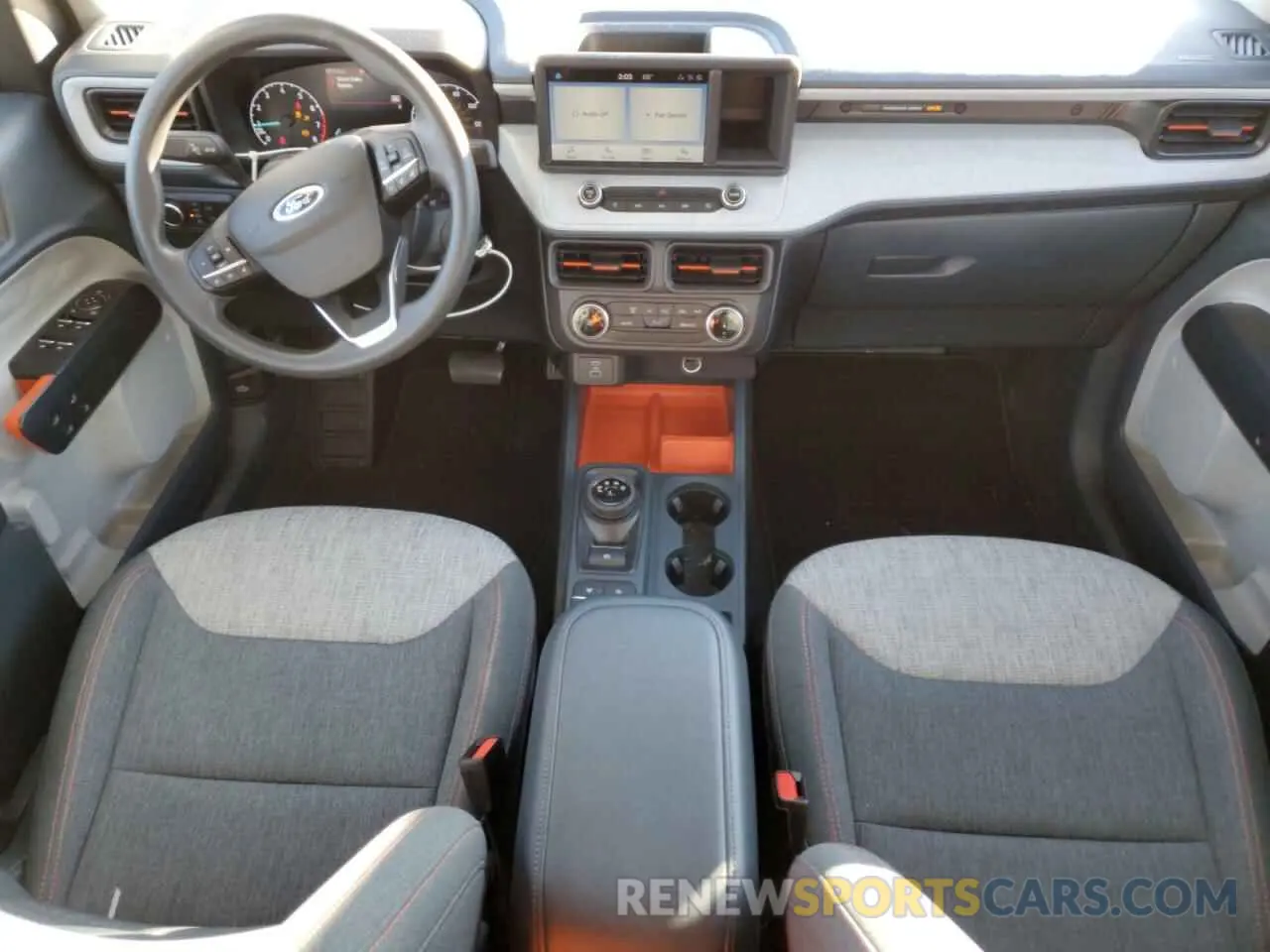 8 fotografías del automóvil dañado 3FTTW8E95PRA97305 FORD MAVERICK 2023