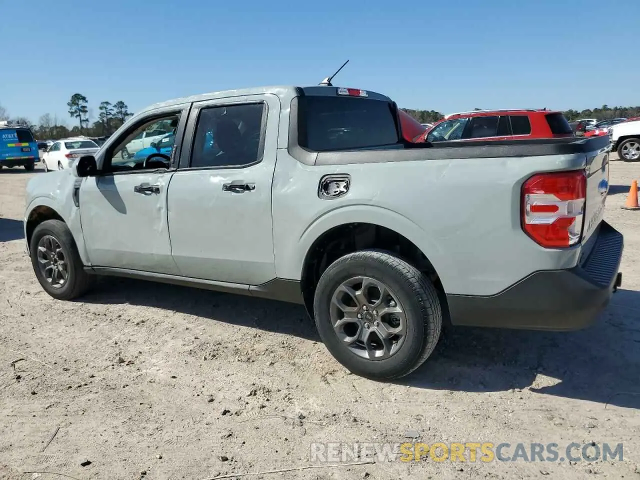 2 fotografías del automóvil dañado 3FTTW8E99PRA76974 FORD MAVERICK 2023