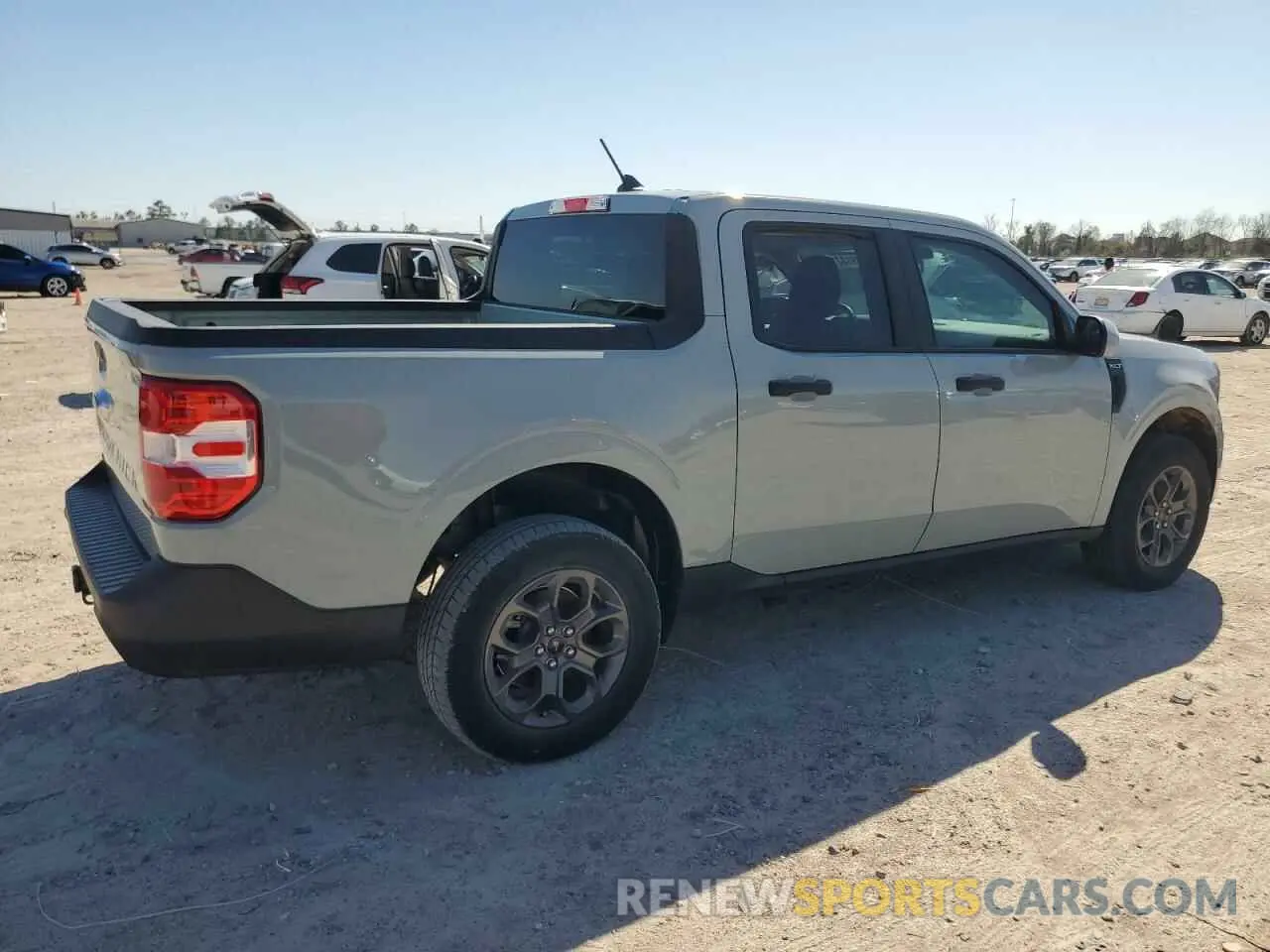 3 fotografías del automóvil dañado 3FTTW8E99PRA76974 FORD MAVERICK 2023