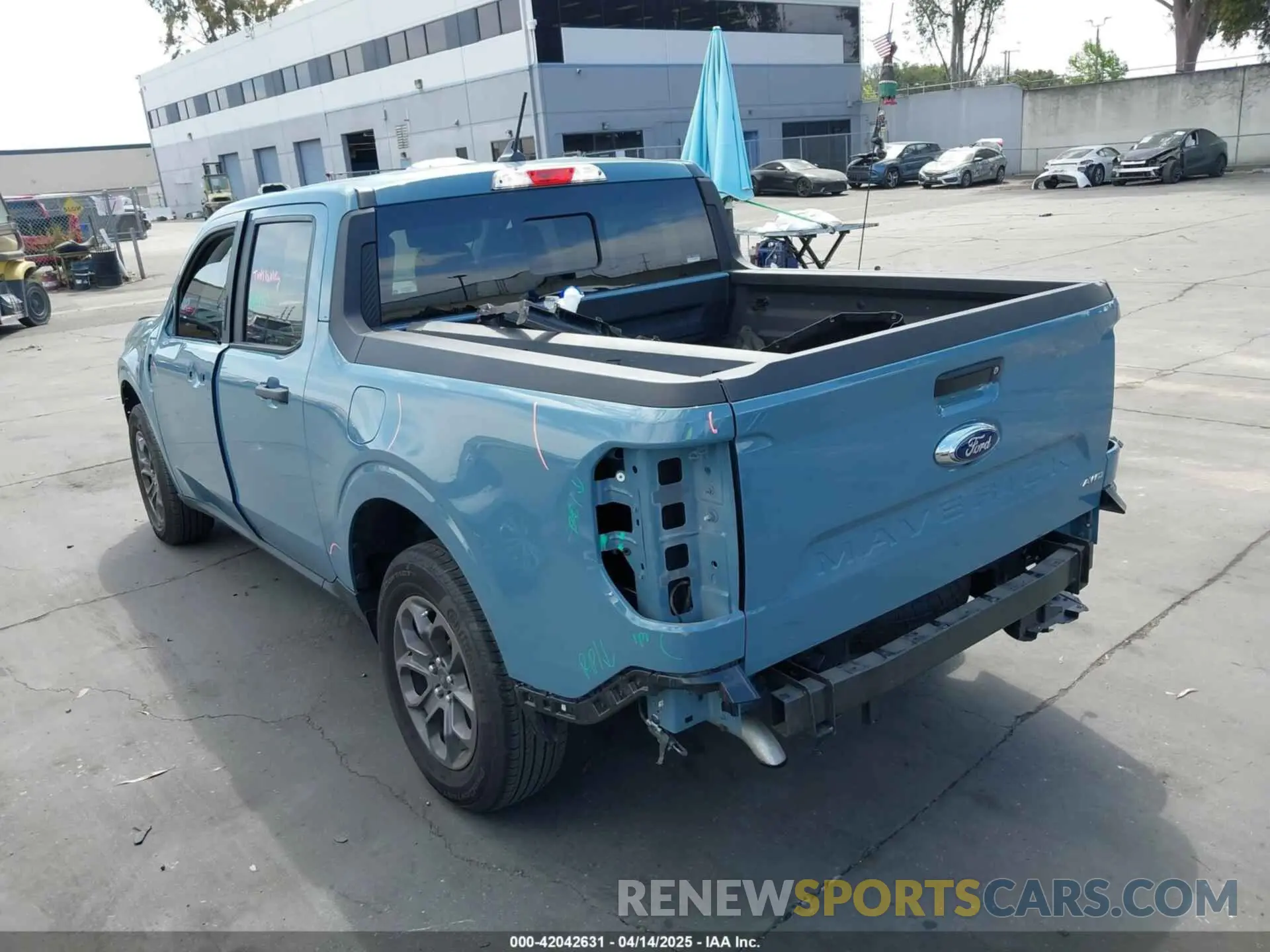3 fotografías del automóvil dañado 3FTTW8F91PRA59584 FORD MAVERICK 2023