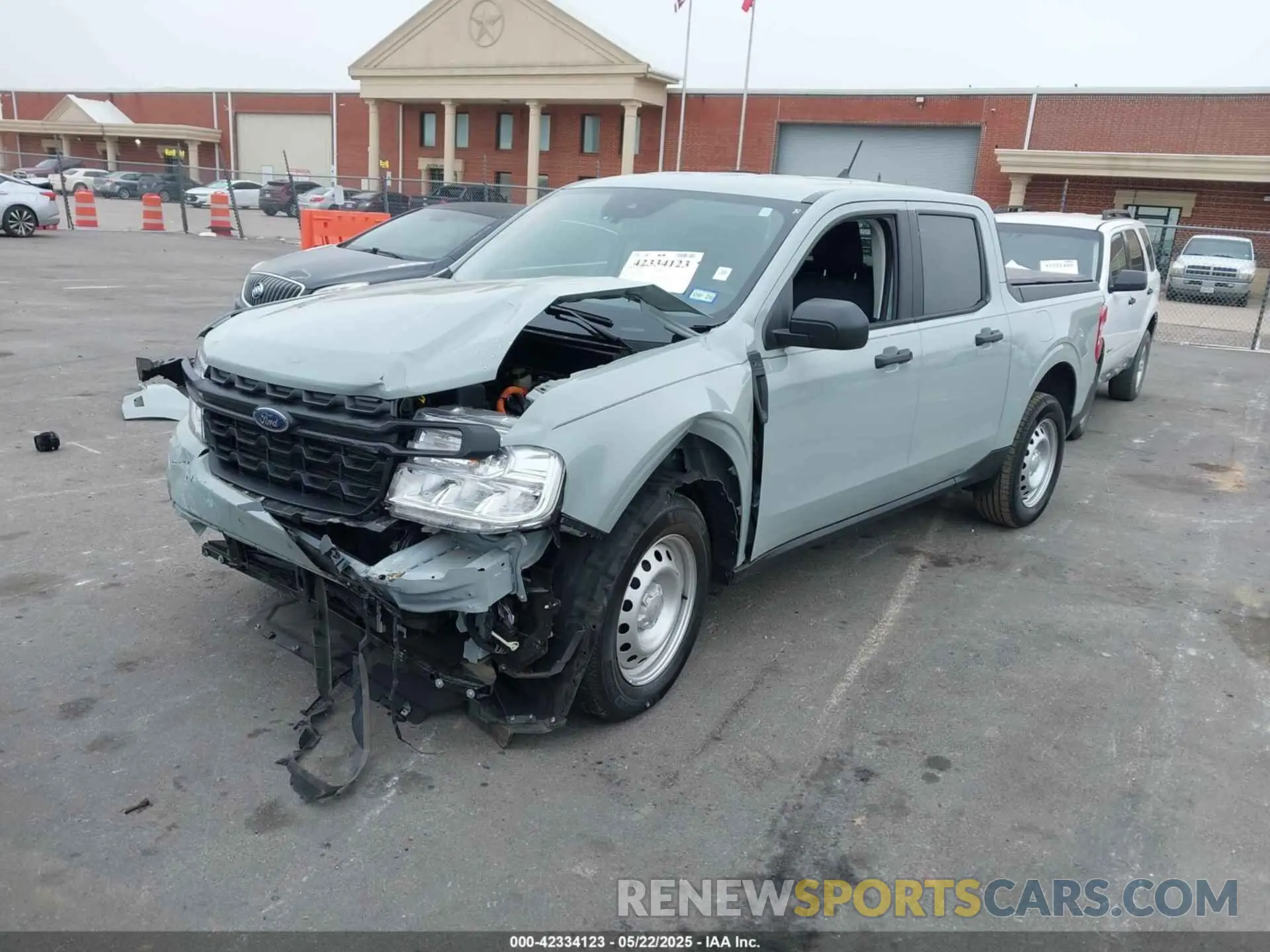 2 fotografías del automóvil dañado 3FTTW8A33RRA94567 FORD MAVERICK 2024
