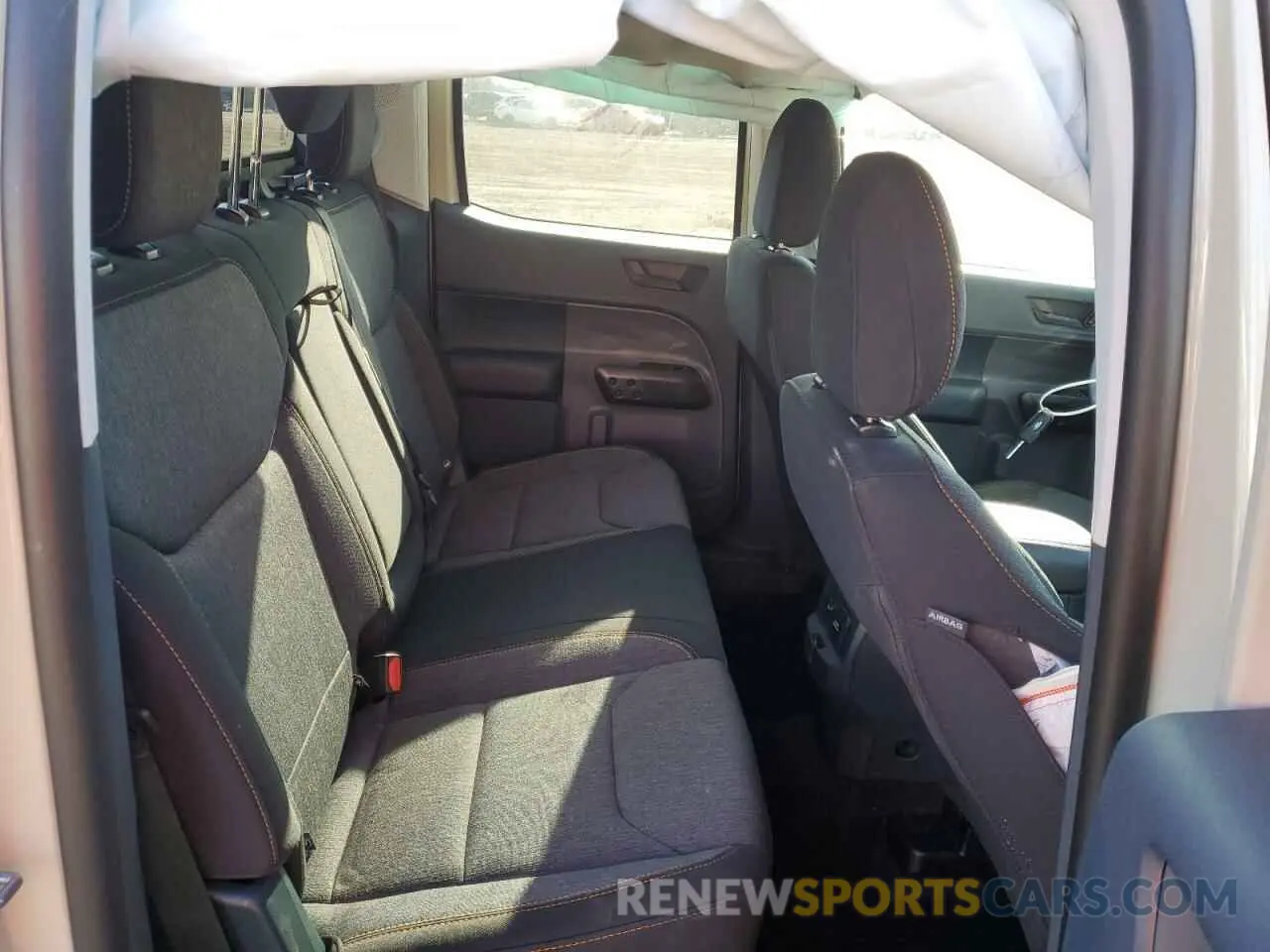 10 fotografías del automóvil dañado 3FTTW8C98RRB03863 FORD MAVERICK 2024