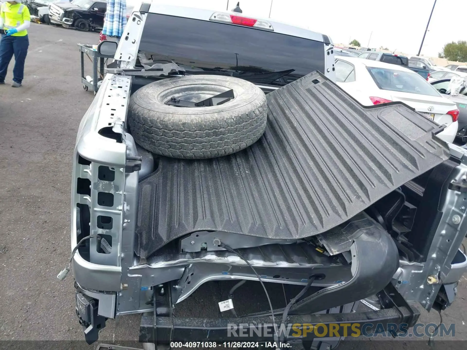 12 fotografías del automóvil dañado 3FTTW8H30RRB44900 FORD MAVERICK 2024