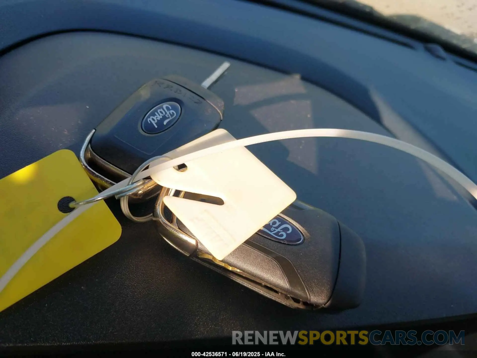 11 fotografías del automóvil dañado 3FTTW8H36RRB12775 FORD MAVERICK 2024