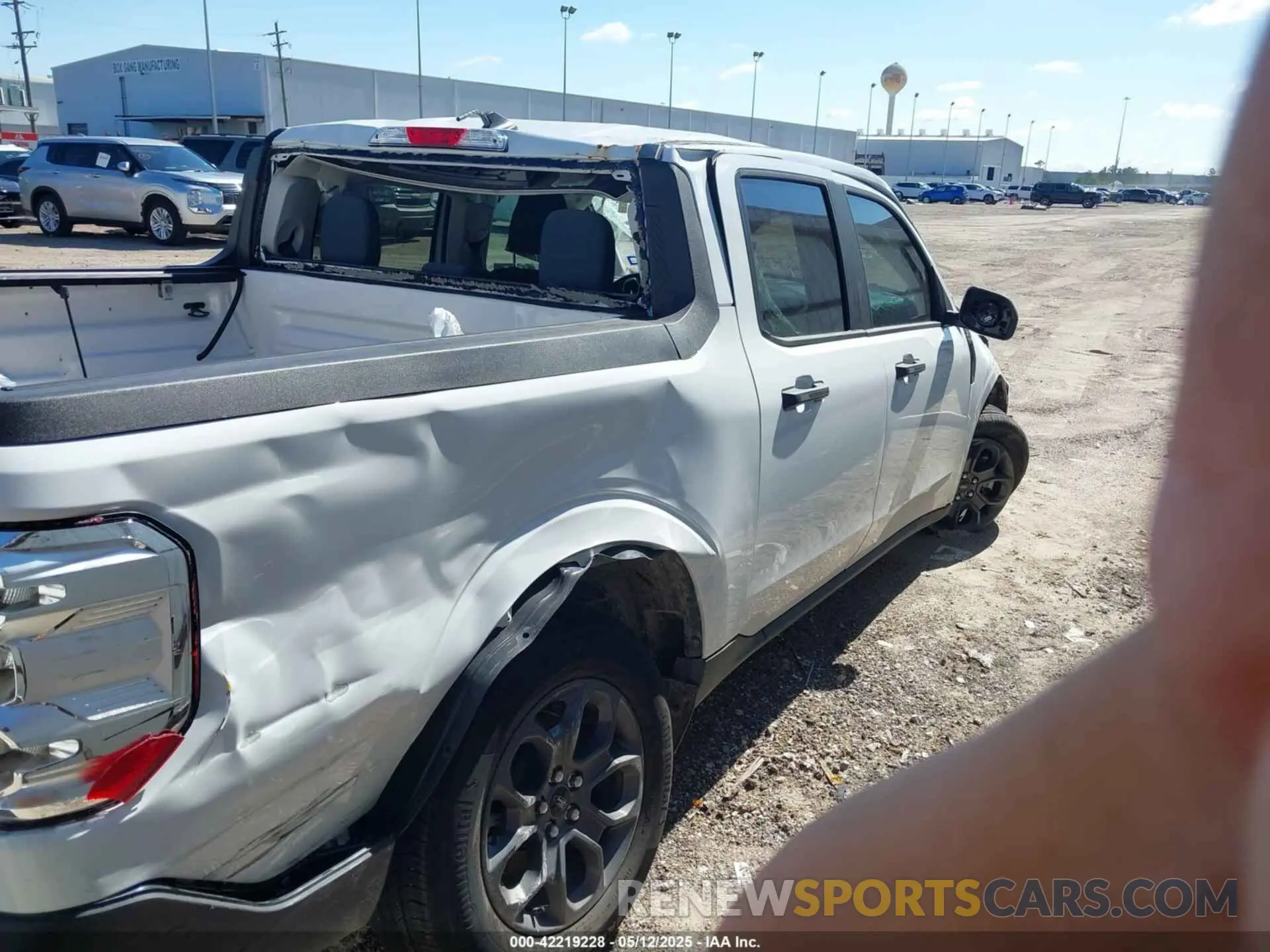 13 fotografías del automóvil dañado 3FTTW8H97RRB38760 FORD MAVERICK 2024