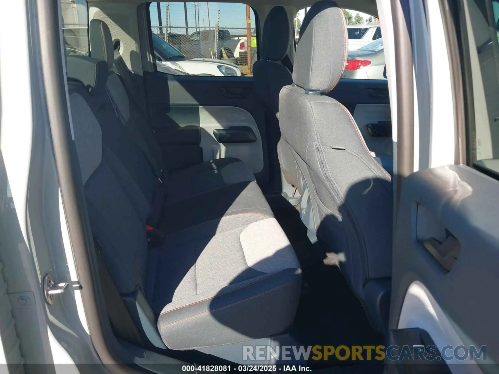 8 fotografías del automóvil dañado 3FTTW8J92RRA59152 FORD MAVERICK 2024
