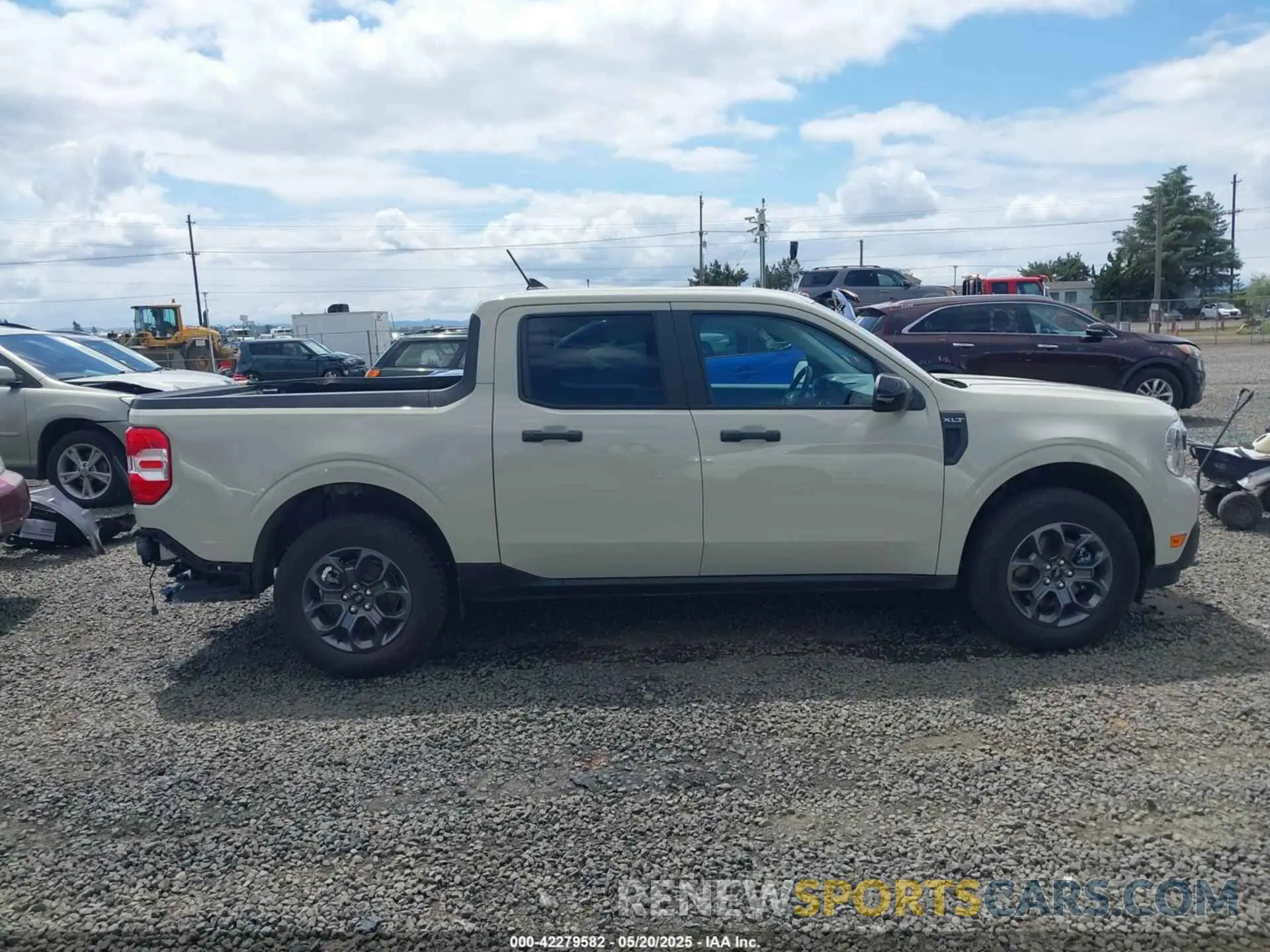 14 fotografías del automóvil dañado 3FTTW8J94RRA84585 FORD MAVERICK 2024