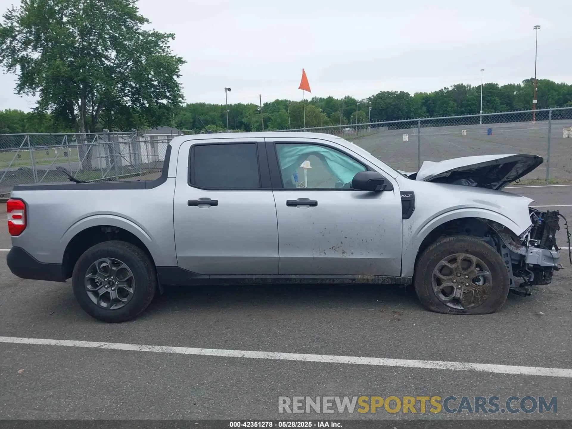 14 fotografías del automóvil dañado 3FTTW8J9XRRA97499 FORD MAVERICK 2024
