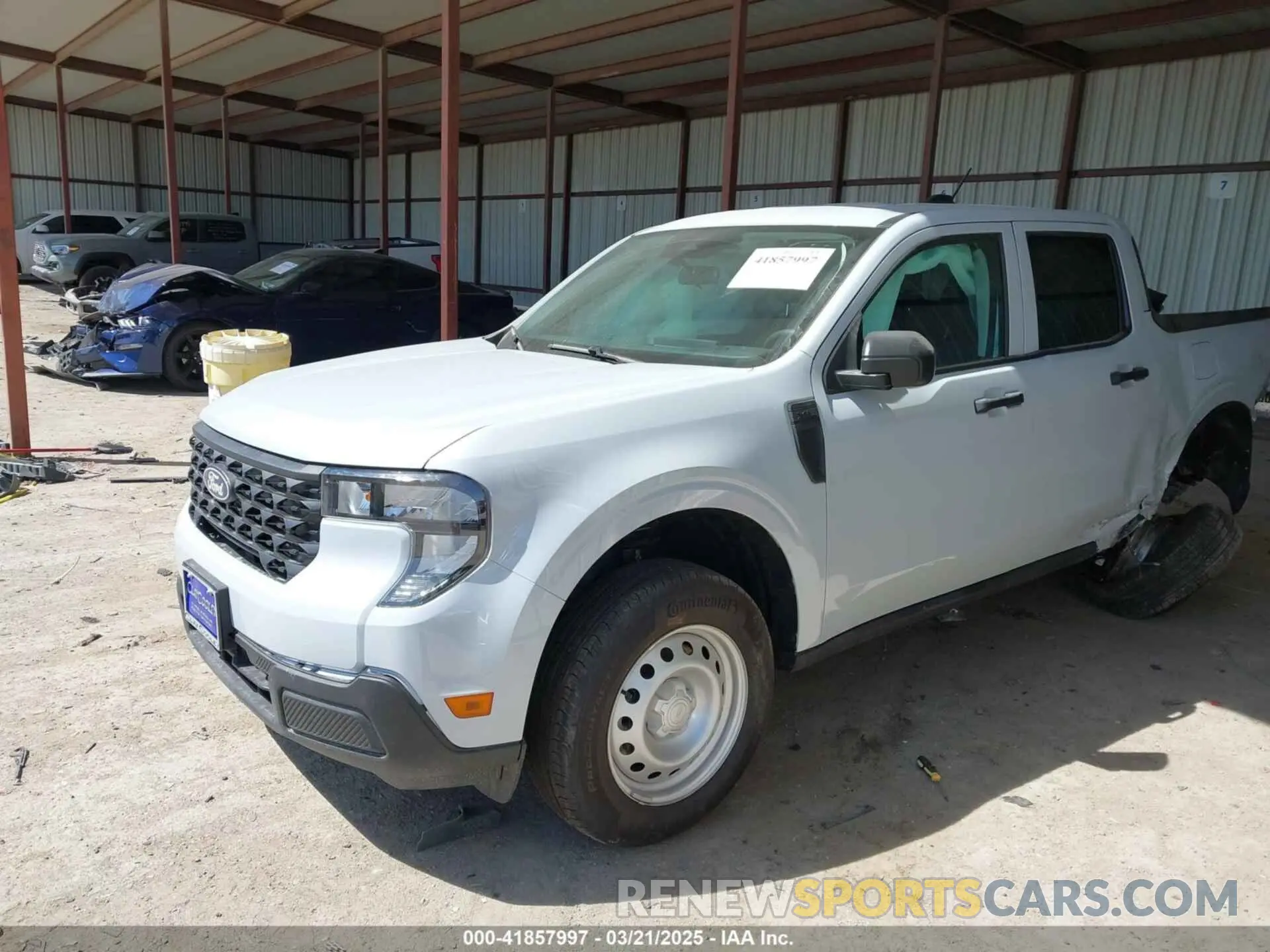 2 fotografías del automóvil dañado 3FTTW8A30SRA35448 FORD MAVERICK 2025