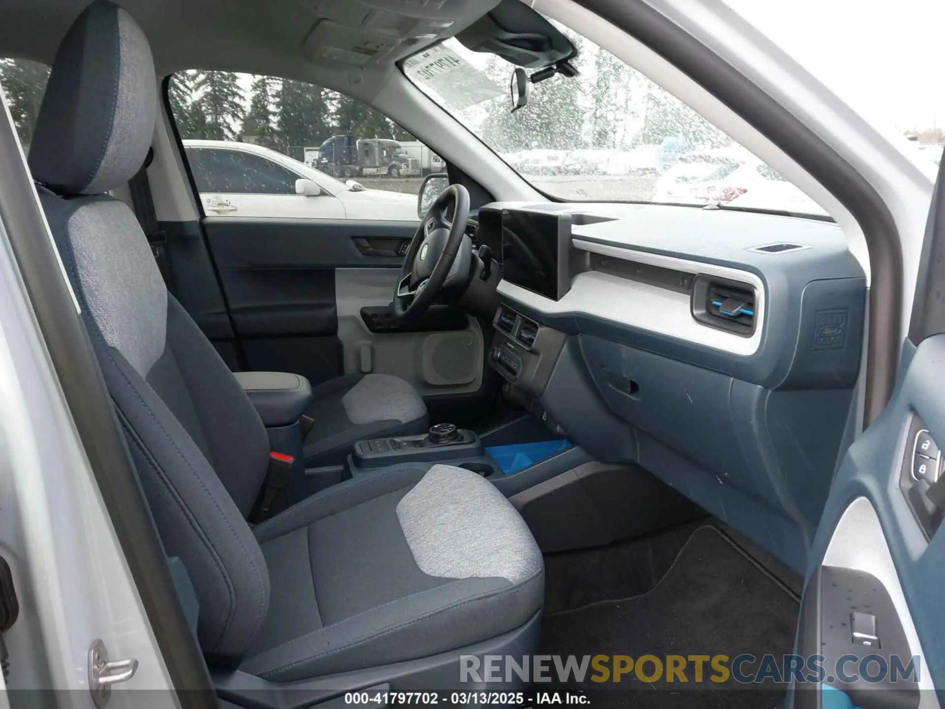 5 fotografías del automóvil dañado 3FTTW8JA1SRA04479 FORD MAVERICK 2025