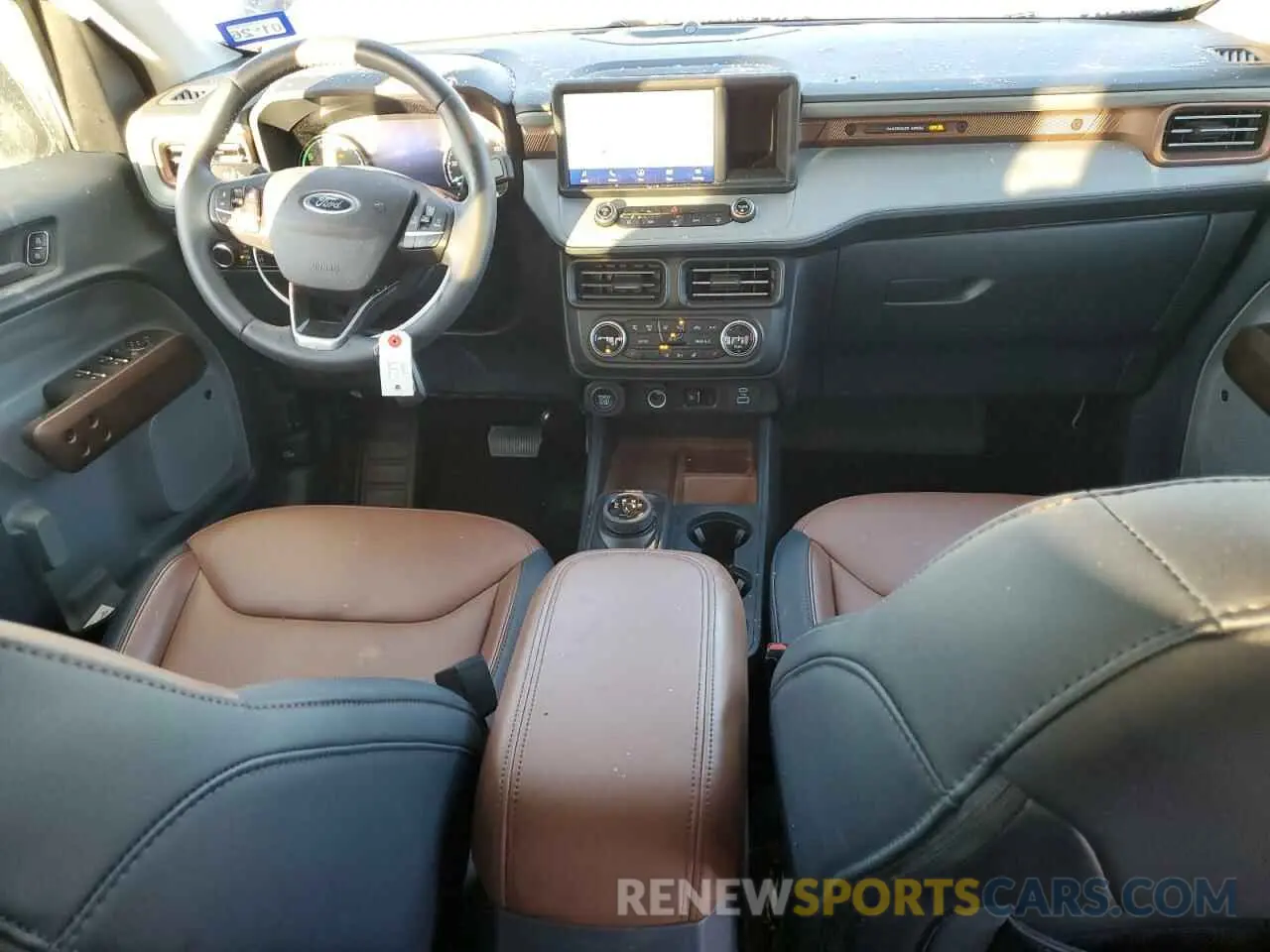 8 fotografías del automóvil dañado 3FTTW8M35RRA23978 FORD MAVERICK L 2024
