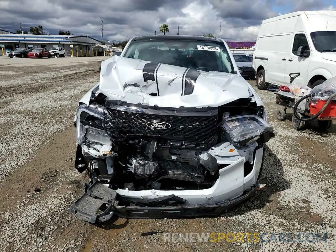 5 fotografías del automóvil dañado 3FTTW8S32SRA32503 FORD MAVERICK L 2025