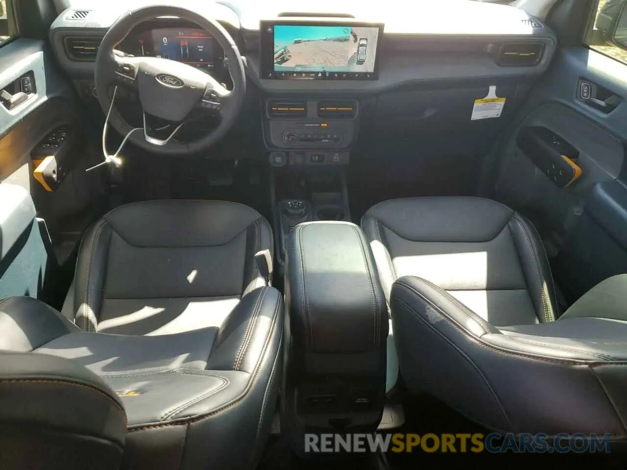 8 fotografías del automóvil dañado 3FTTW8NA0SRA15256 FORD MAVERICK T 2025
