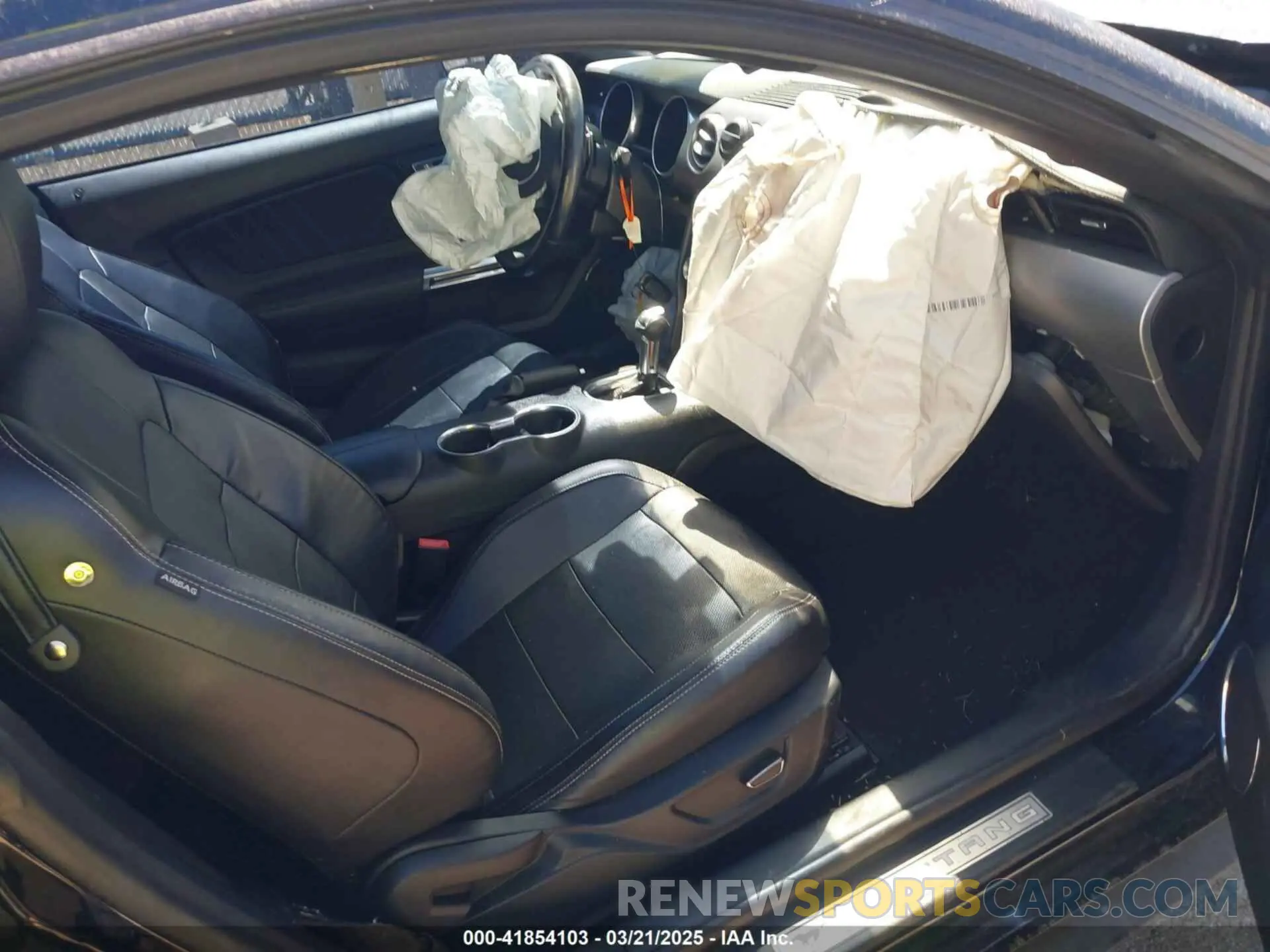 5 fotografías del automóvil dañado 1FA6P8CF1K5146942 FORD MUSTANG 2019