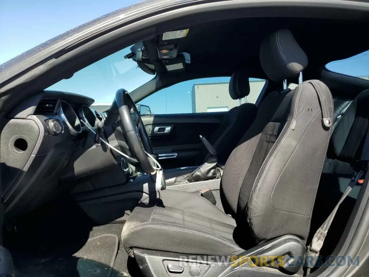 7 fotografías del automóvil dañado 1FA6P8CF1K5168794 FORD MUSTANG 2019
