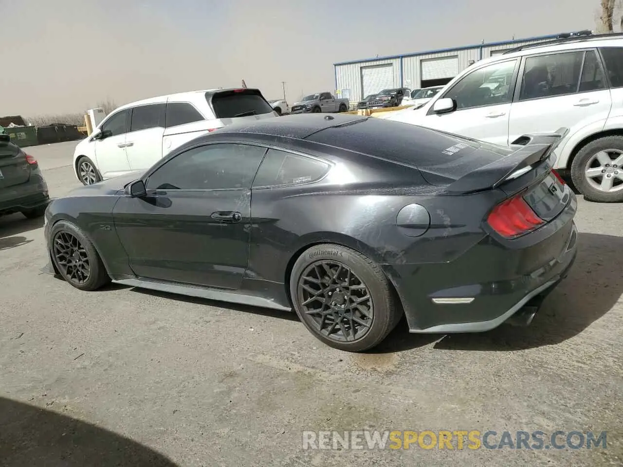 2 fotografías del automóvil dañado 1FA6P8CF3K5130158 FORD MUSTANG 2019