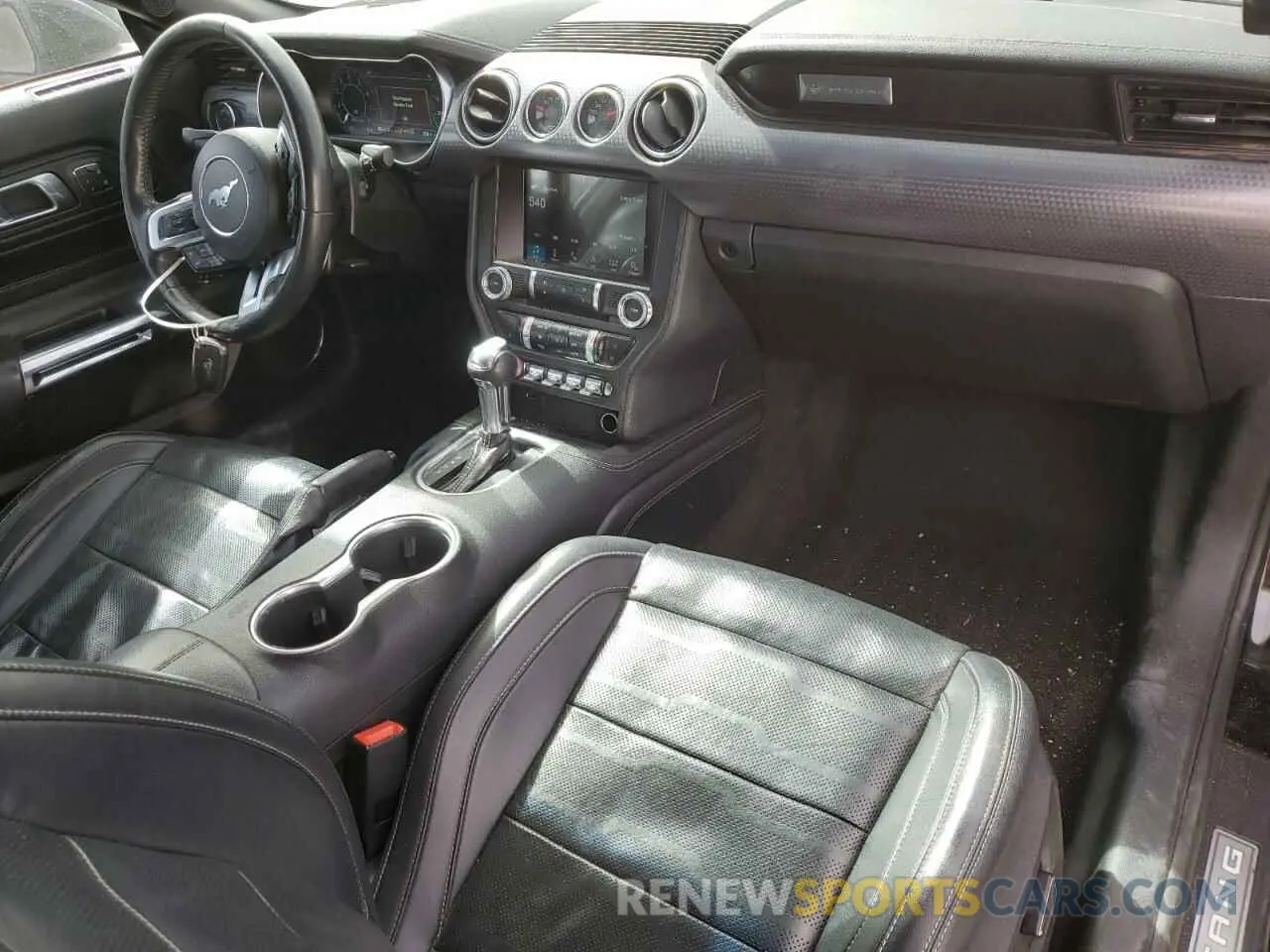 8 fotografías del automóvil dañado 1FA6P8CF3K5130158 FORD MUSTANG 2019