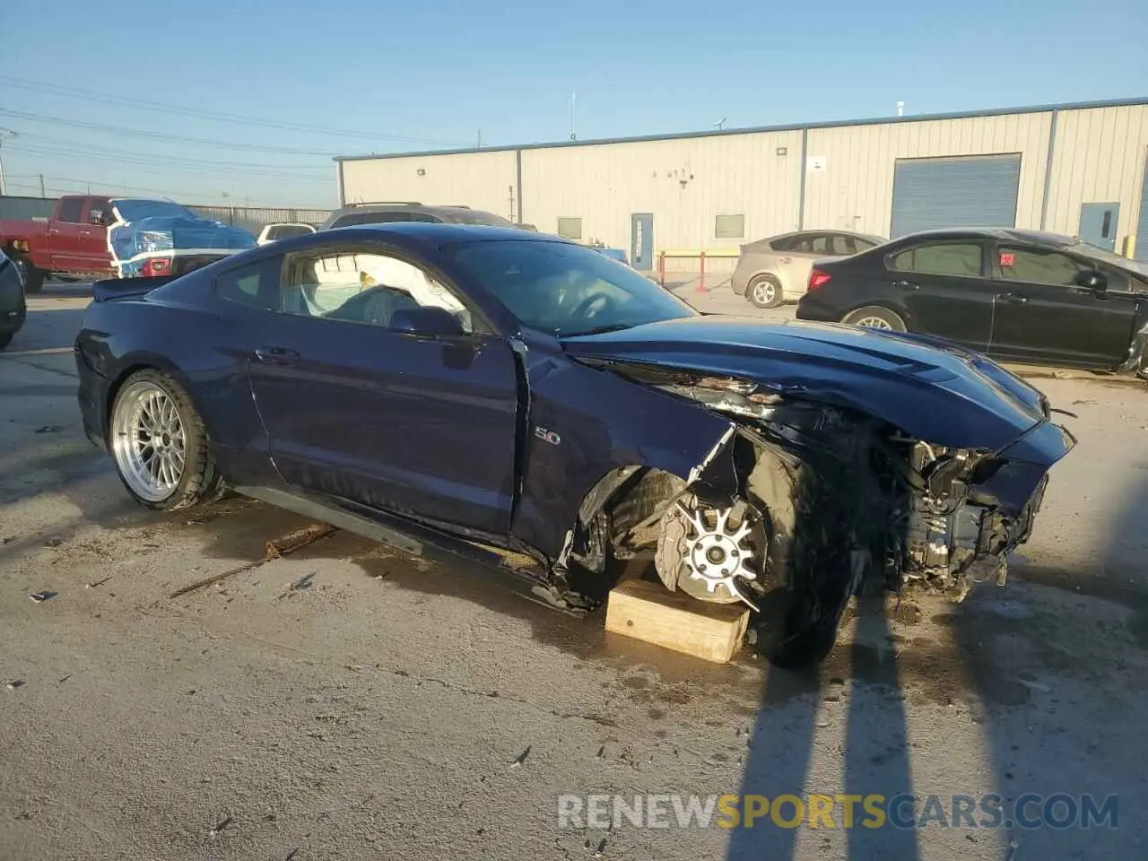 4 fotografías del automóvil dañado 1FA6P8CF3K5153889 FORD MUSTANG 2019