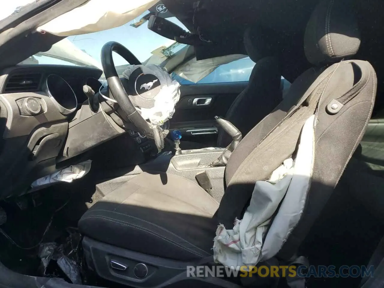 7 fotografías del automóvil dañado 1FA6P8CF3K5153889 FORD MUSTANG 2019