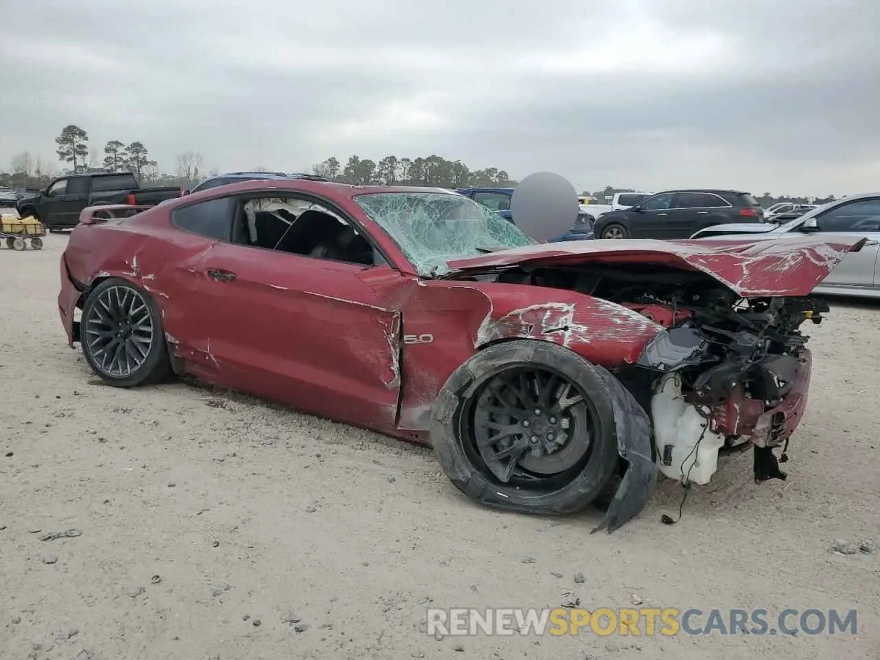 4 fotografías del automóvil dañado 1FA6P8CF3K5191476 FORD MUSTANG 2019