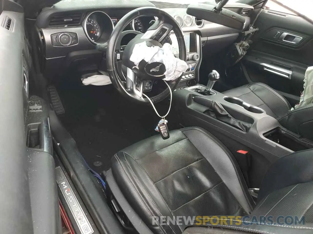 8 fotografías del automóvil dañado 1FA6P8CF3K5191476 FORD MUSTANG 2019
